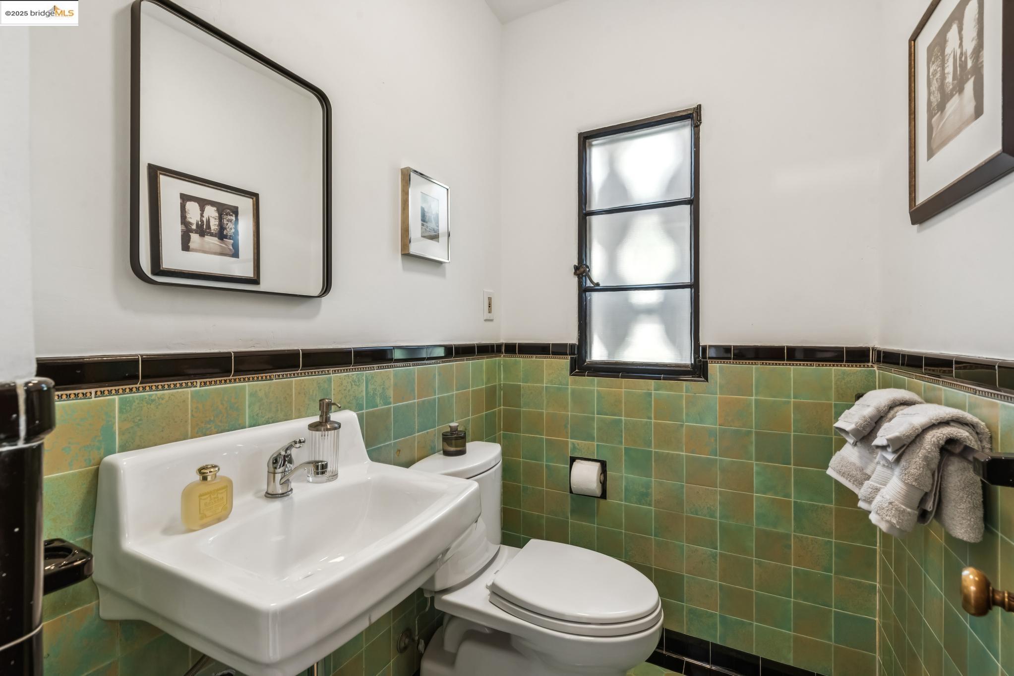 5835 Margarido Drive