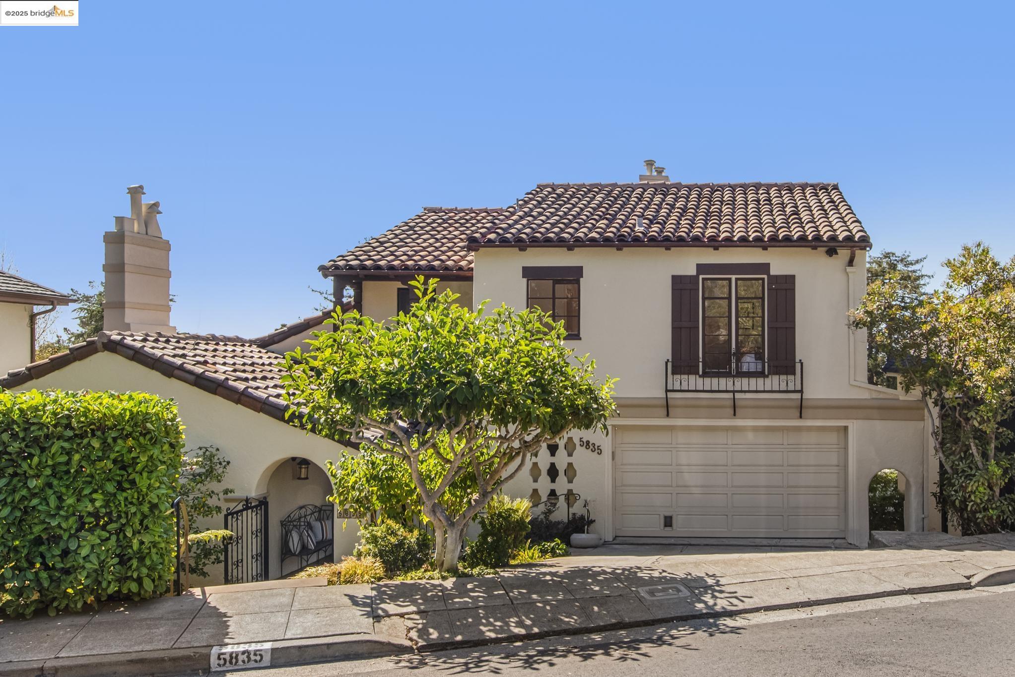 5835 Margarido Drive