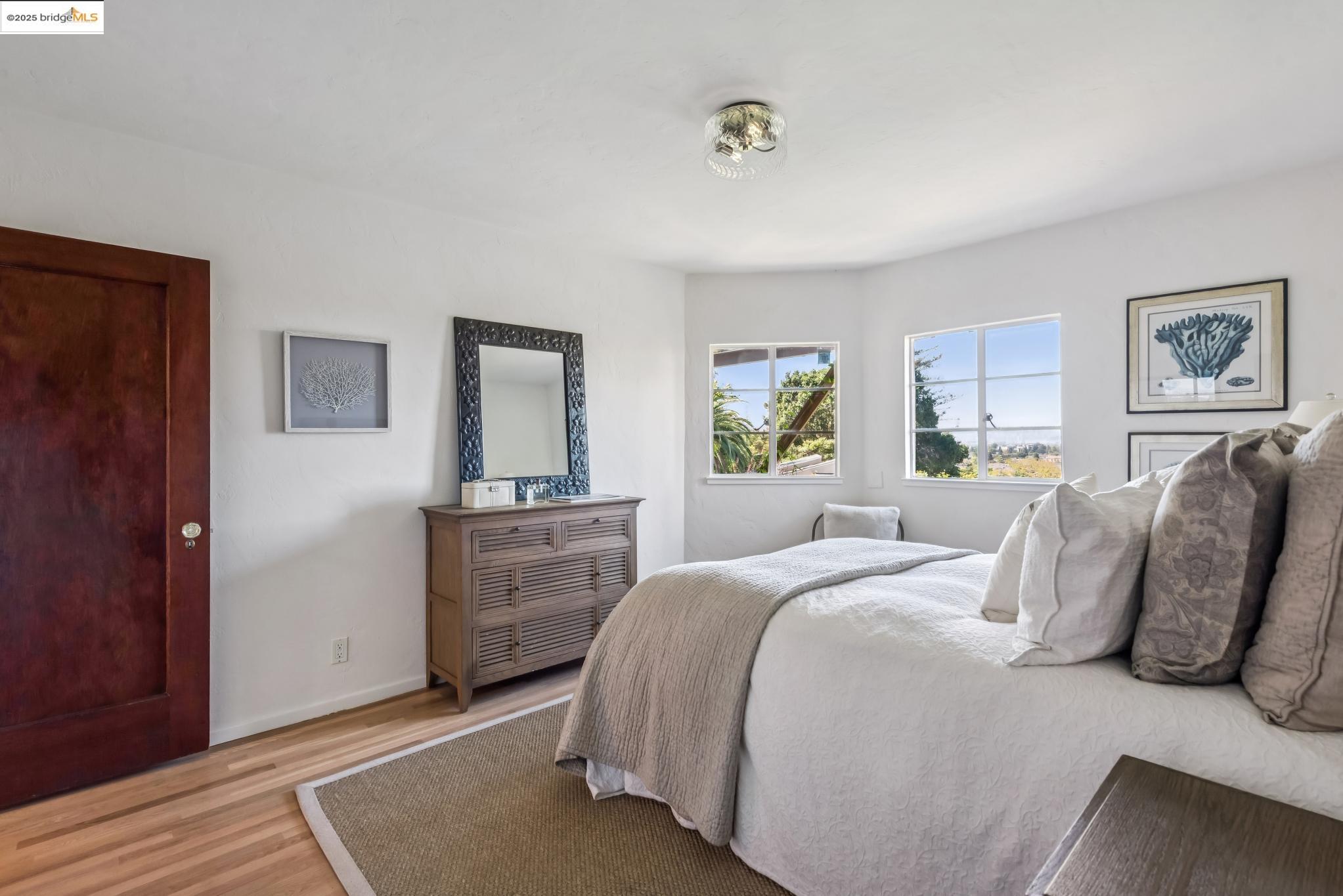 5835 Margarido Drive