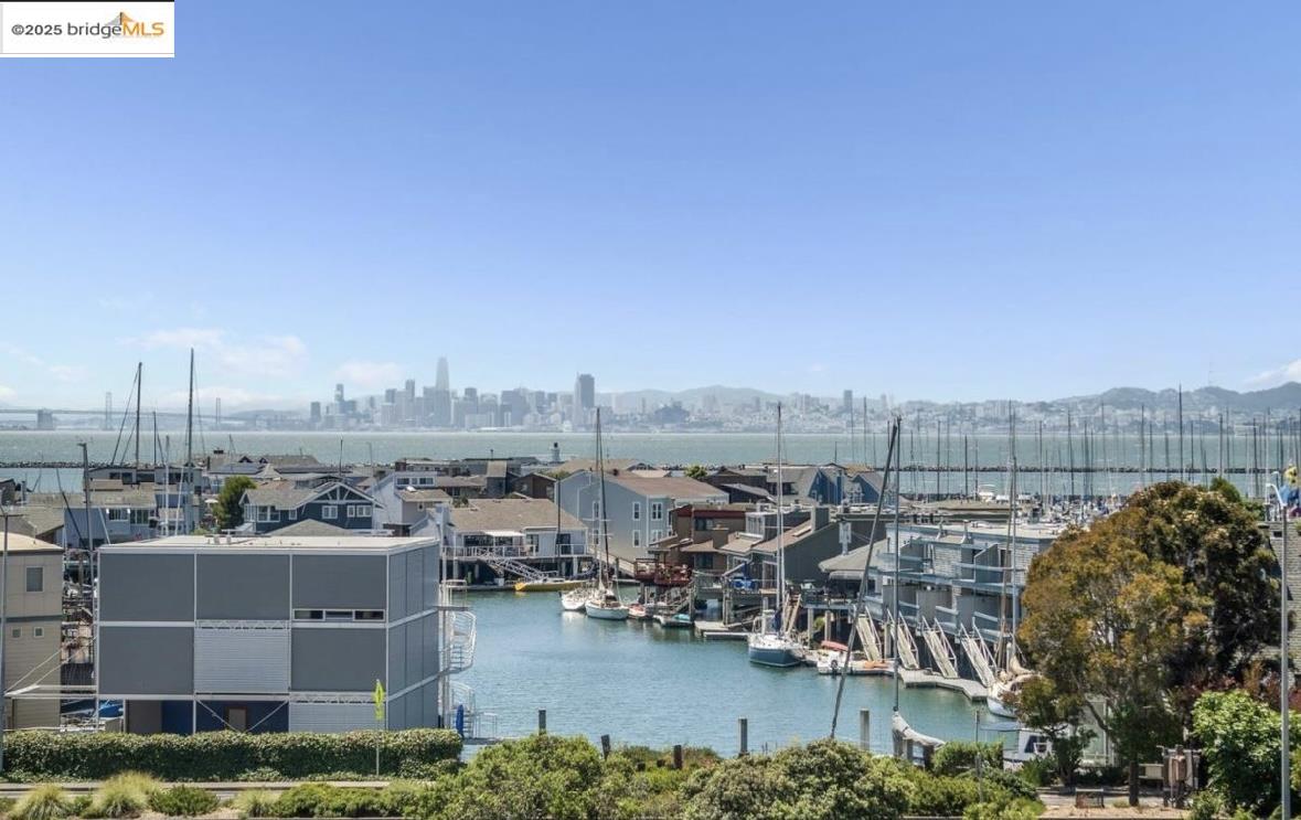 1301 Quarry Ct # 113