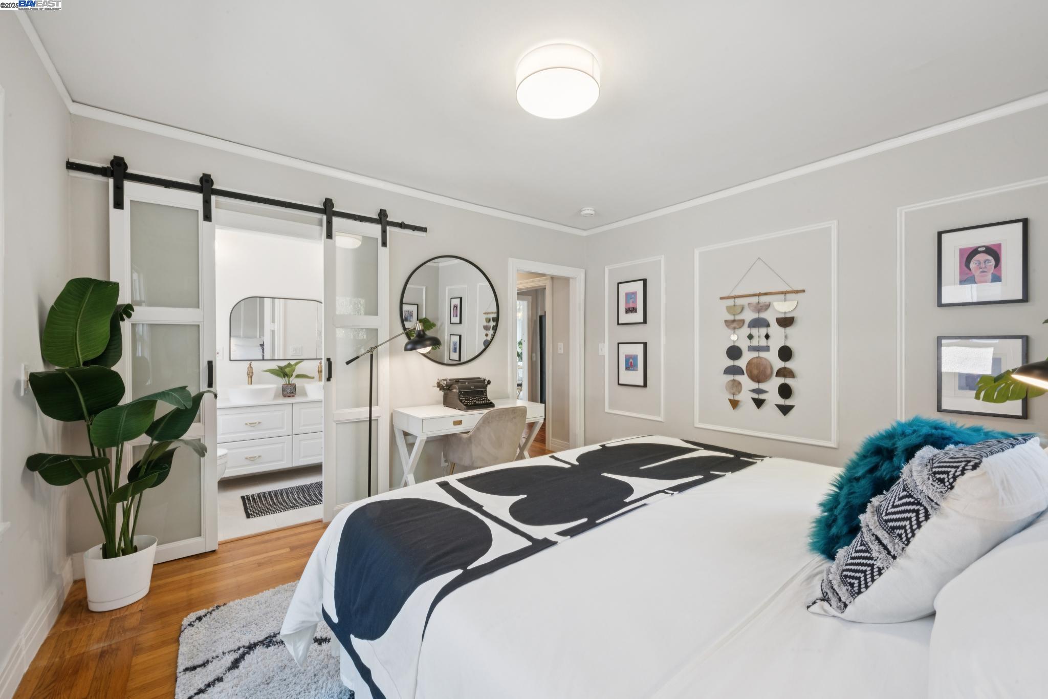 5427 CLAREMONT AVENUE