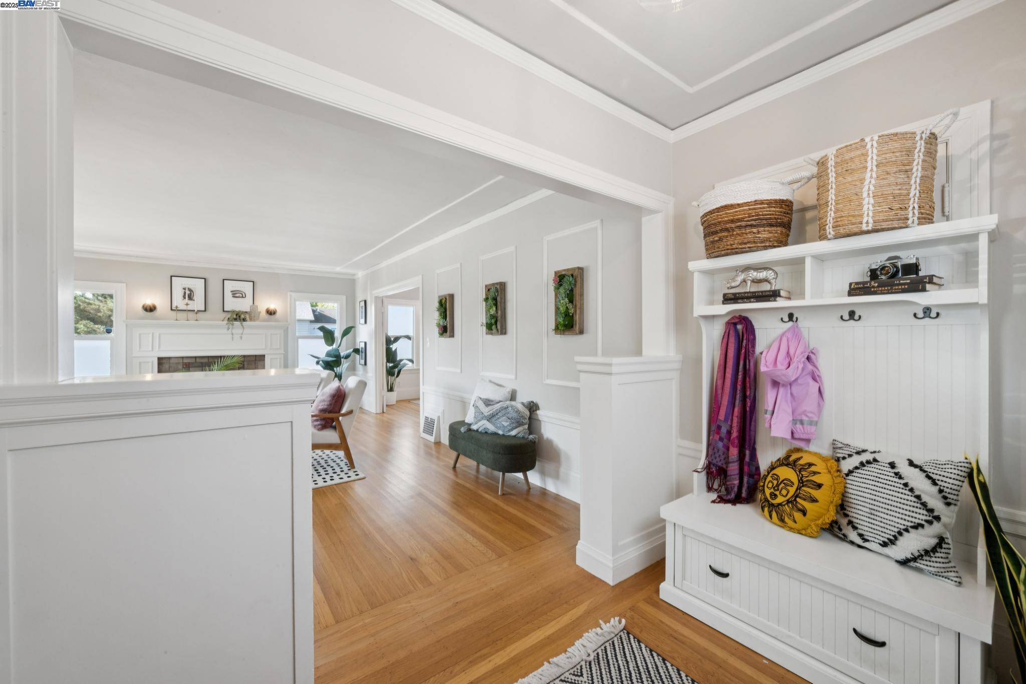 5427 CLAREMONT AVENUE