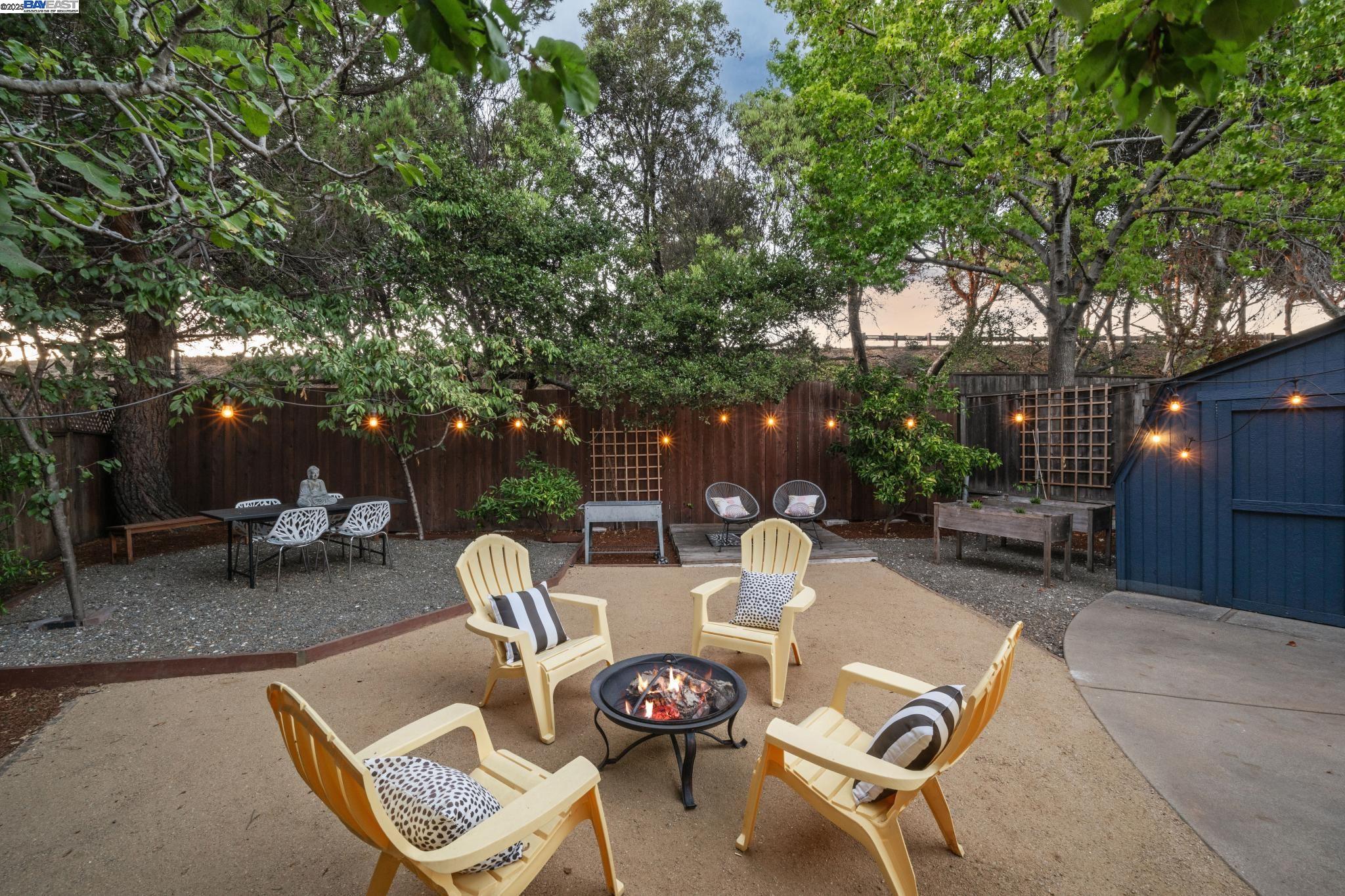 5427 CLAREMONT AVENUE