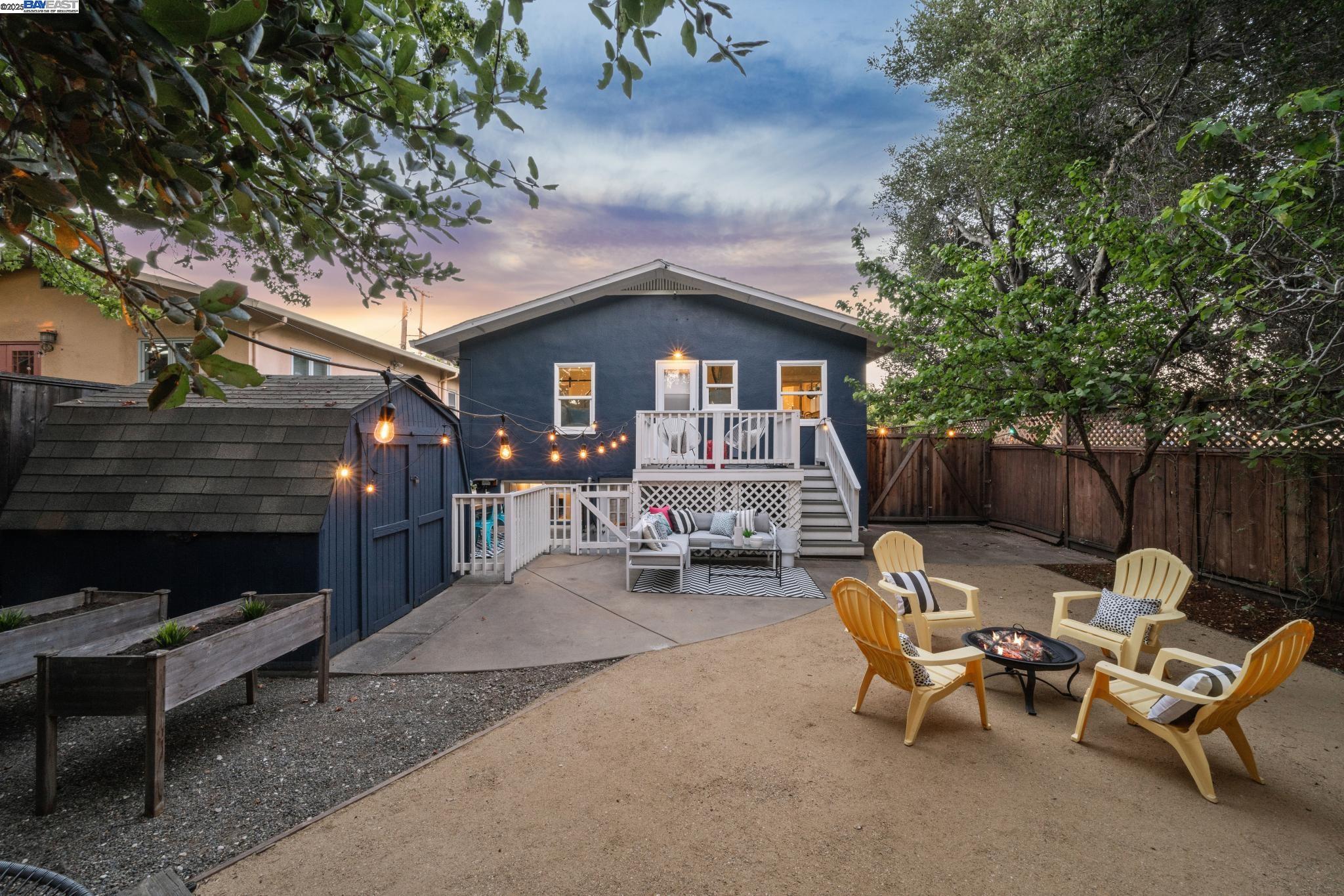 5427 CLAREMONT AVENUE