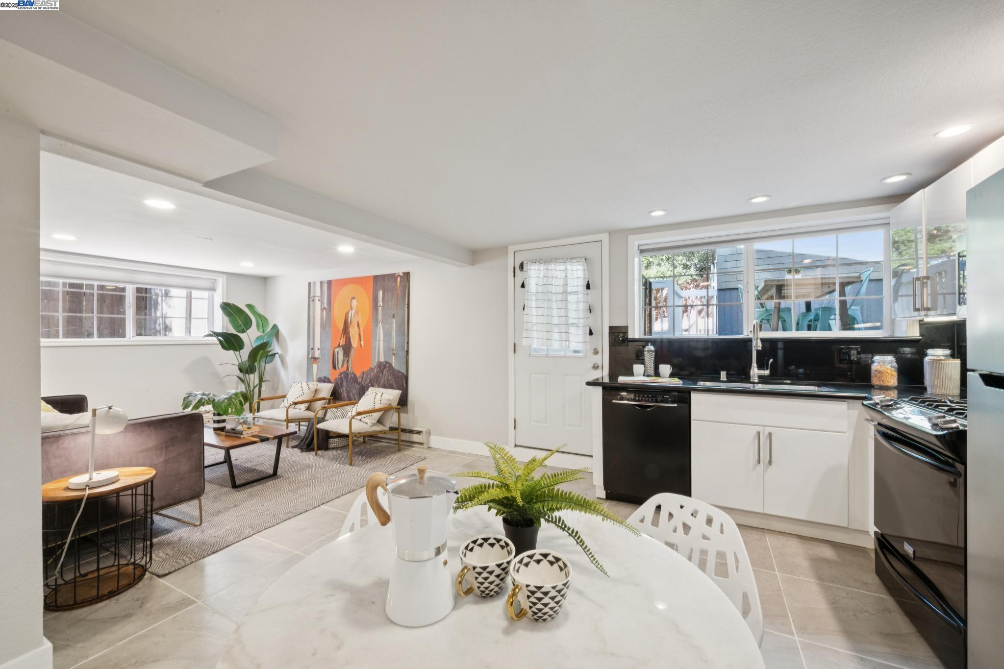 5427 CLAREMONT AVENUE