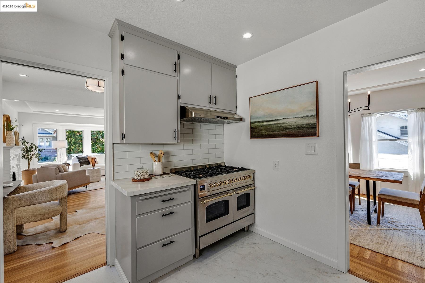 4267 Montgomery Street