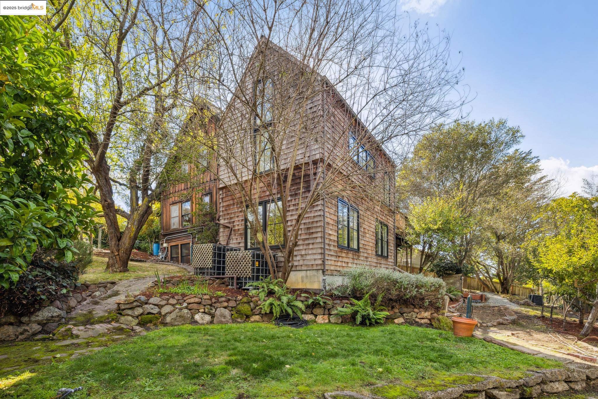 541 Vistamont Ave