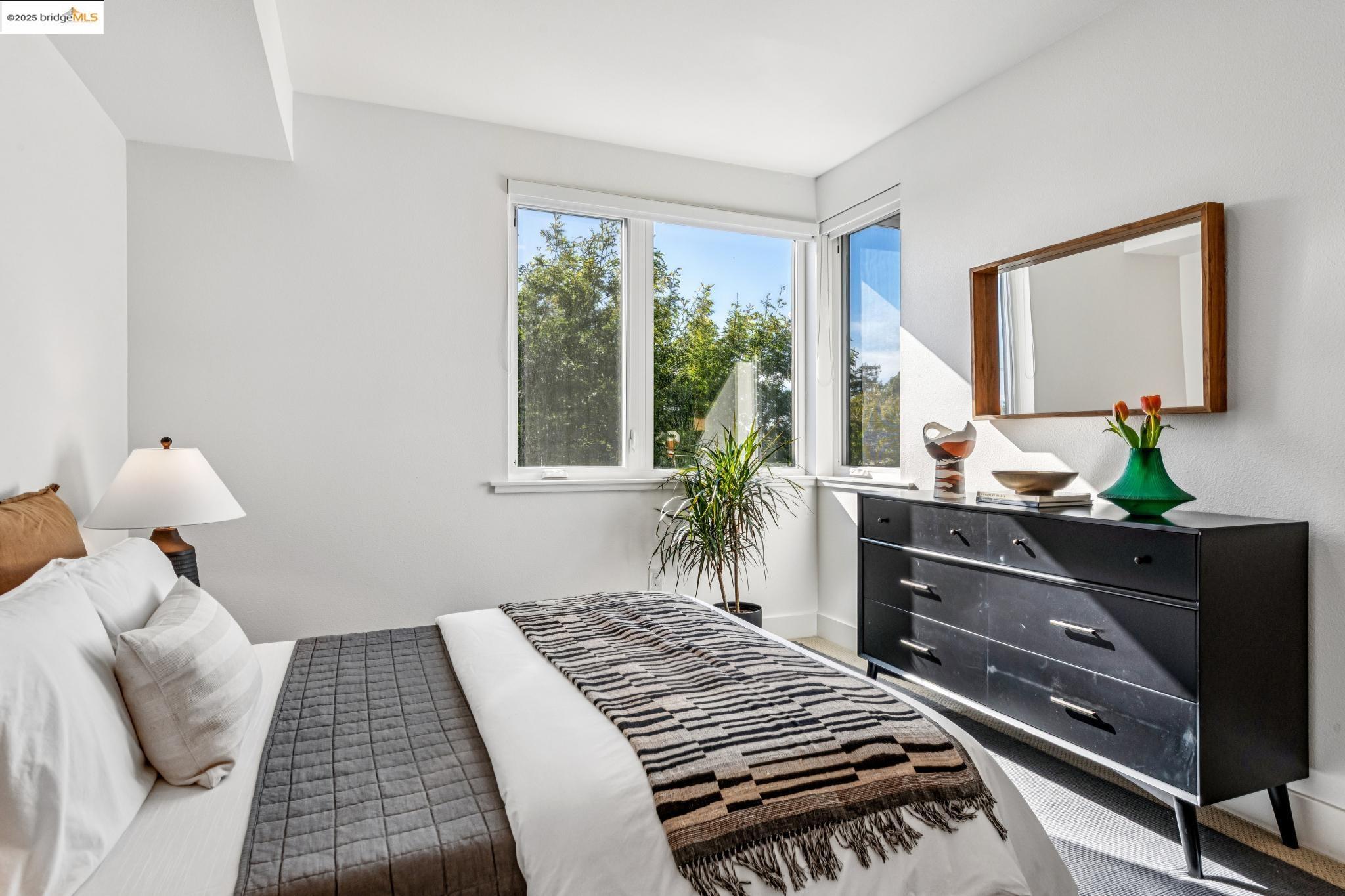 10300 San Pablo Ave # 303