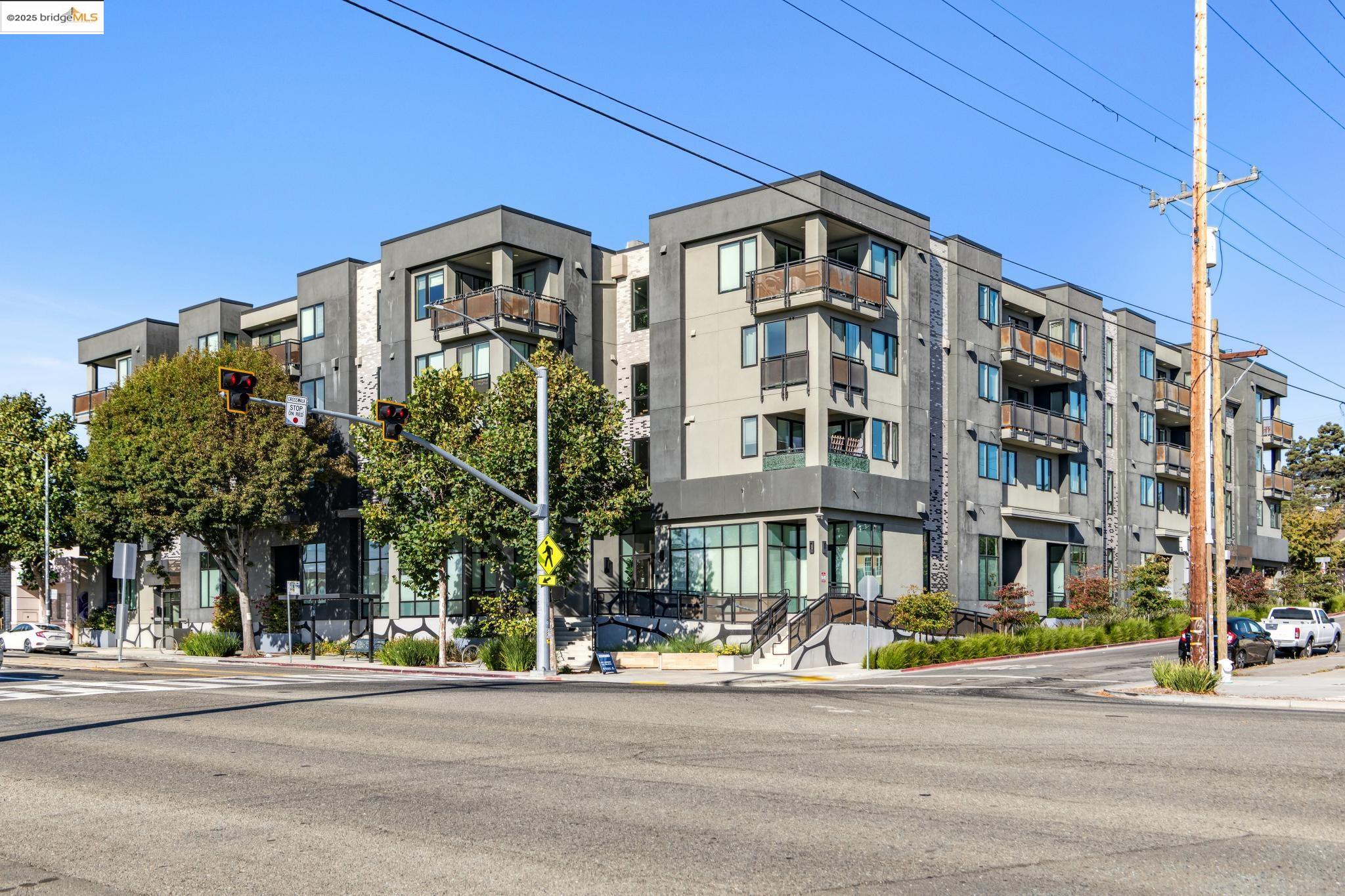 10300 San Pablo Ave # 303