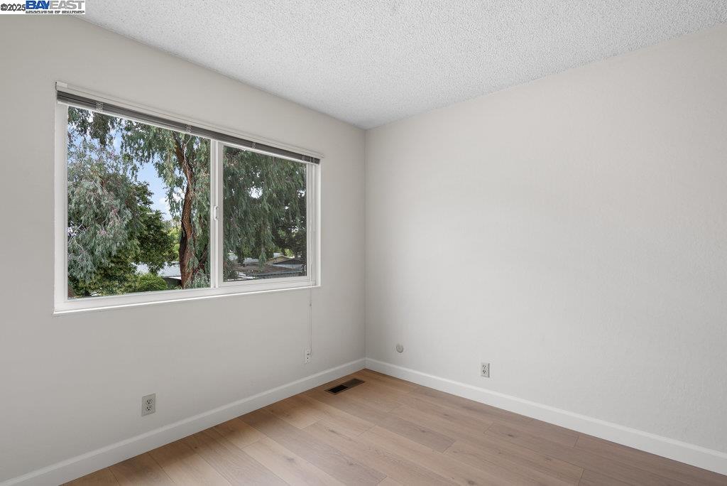 1261 Pine Creek Way # B