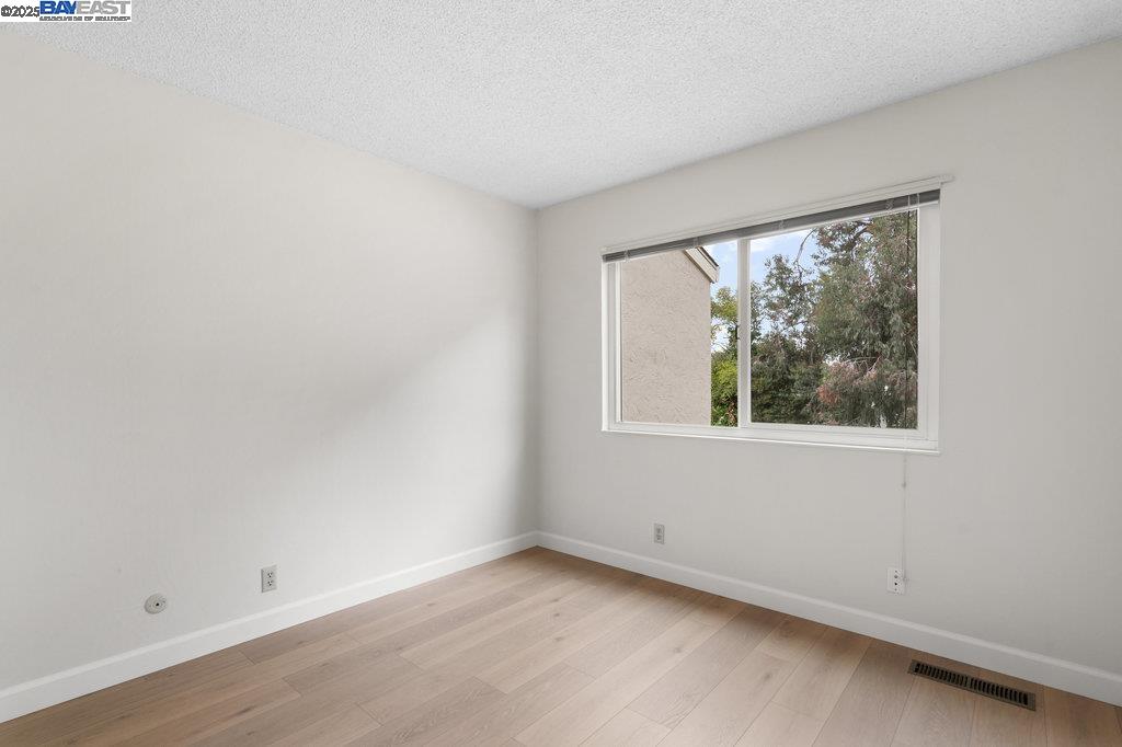 1261 Pine Creek Way # B