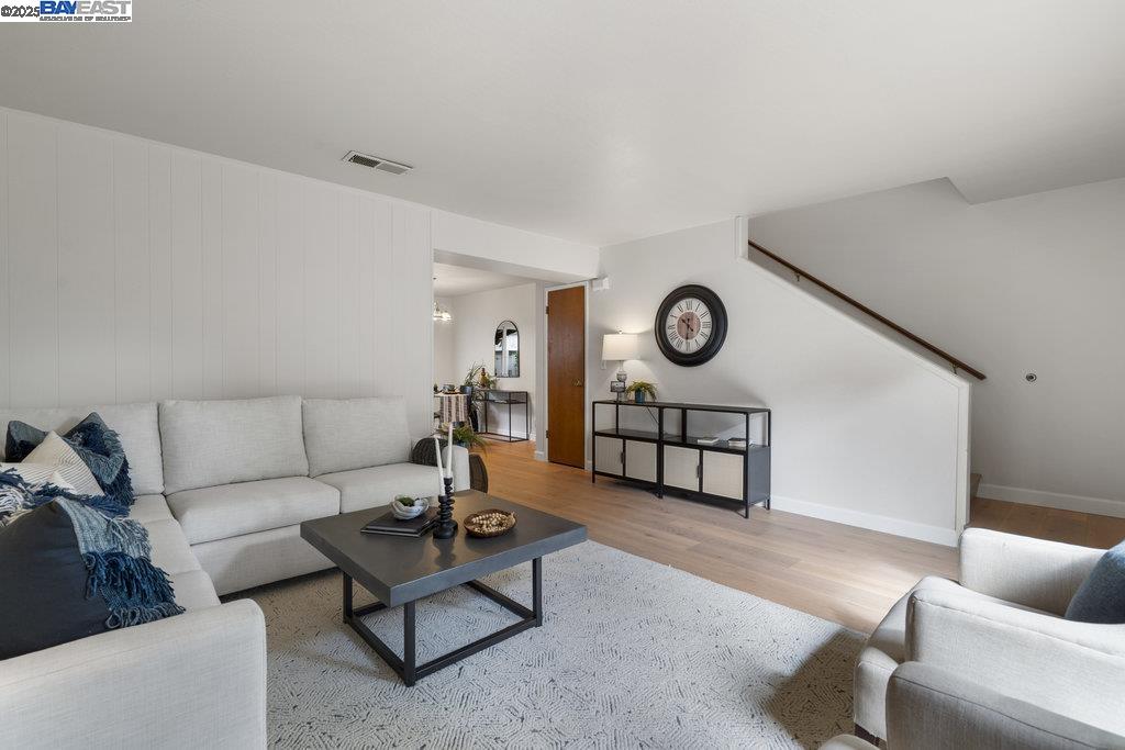 1261 Pine Creek Way # B