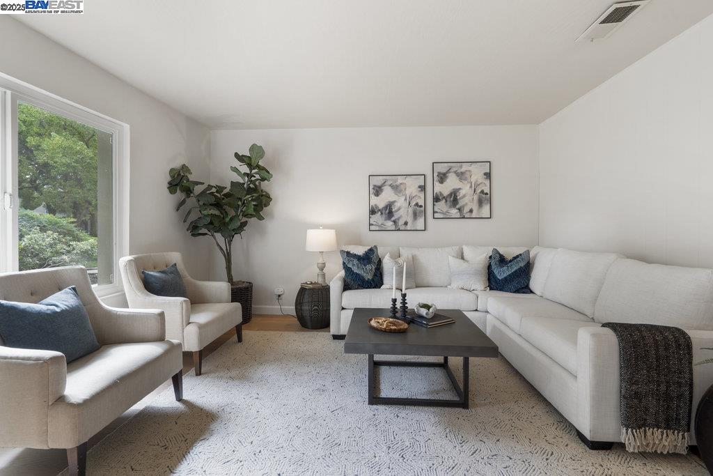 1261 Pine Creek Way # B