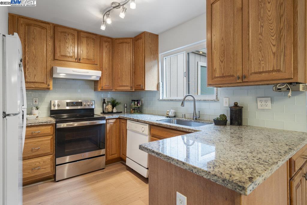 1261 Pine Creek Way # B