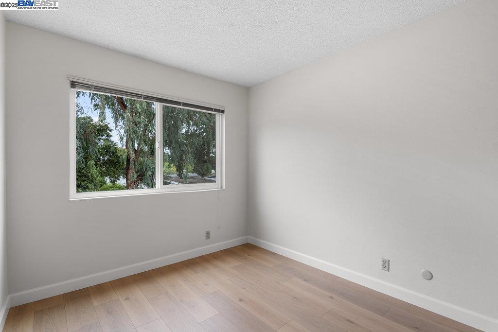 1261 Pine Creek Way # B