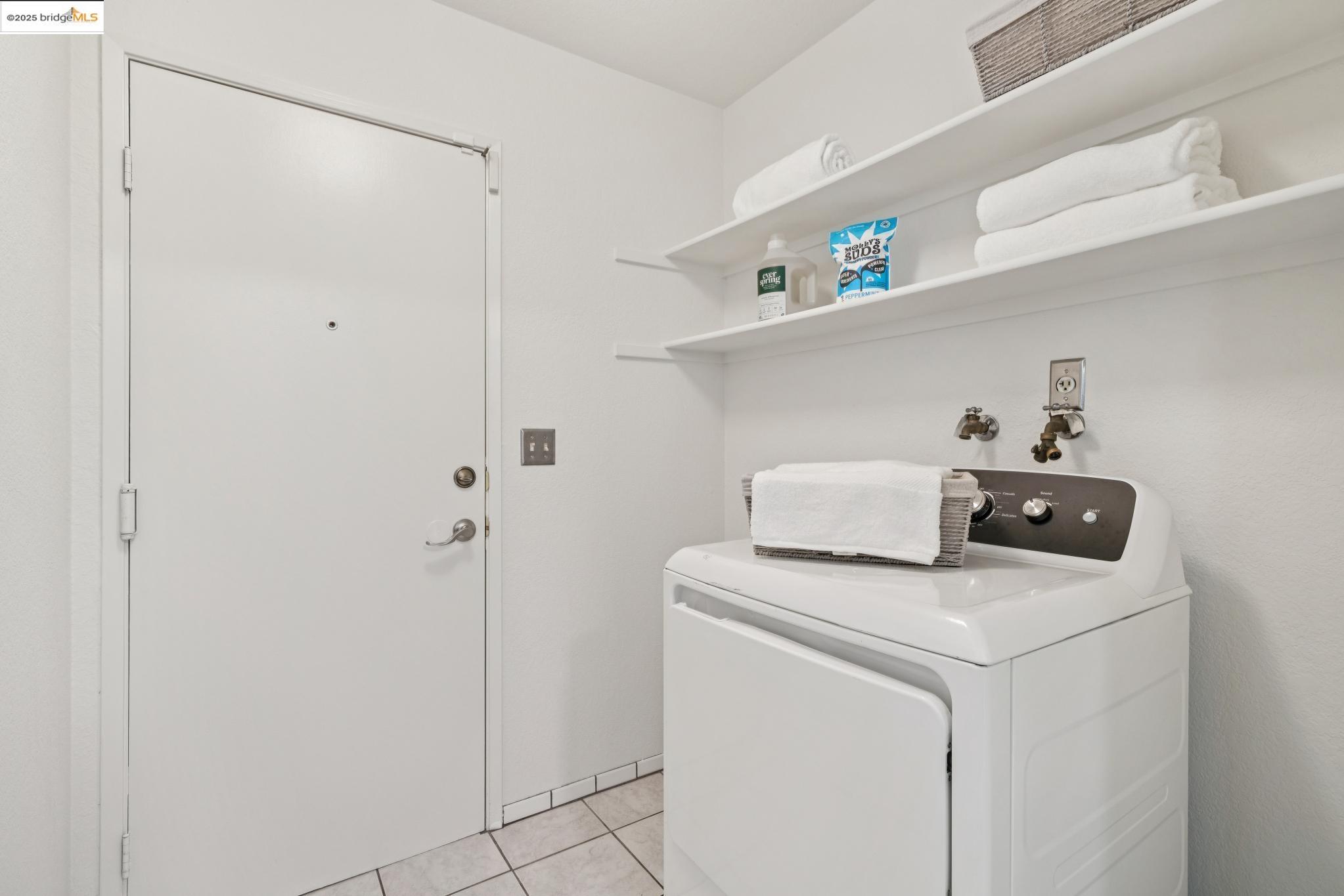 2216 Bristlecone Drive