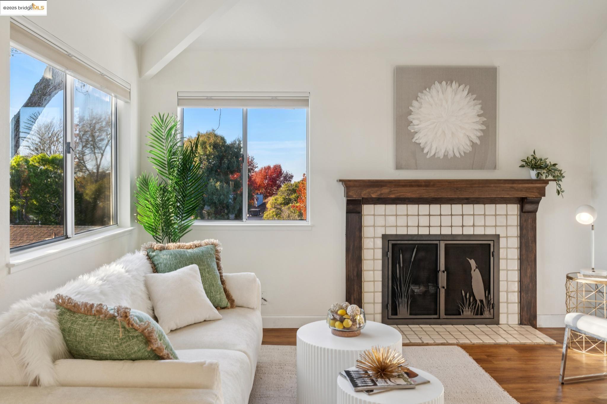 1207 Melville Sq # 417