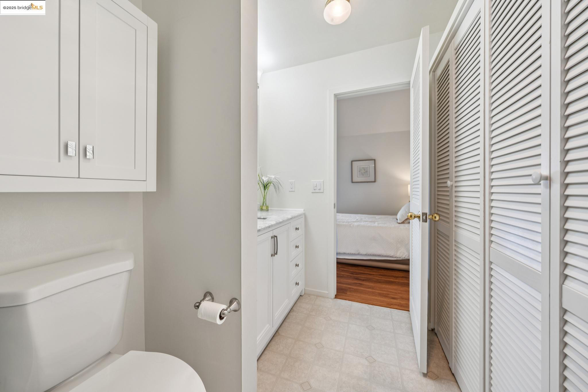 1207 Melville Sq # 417