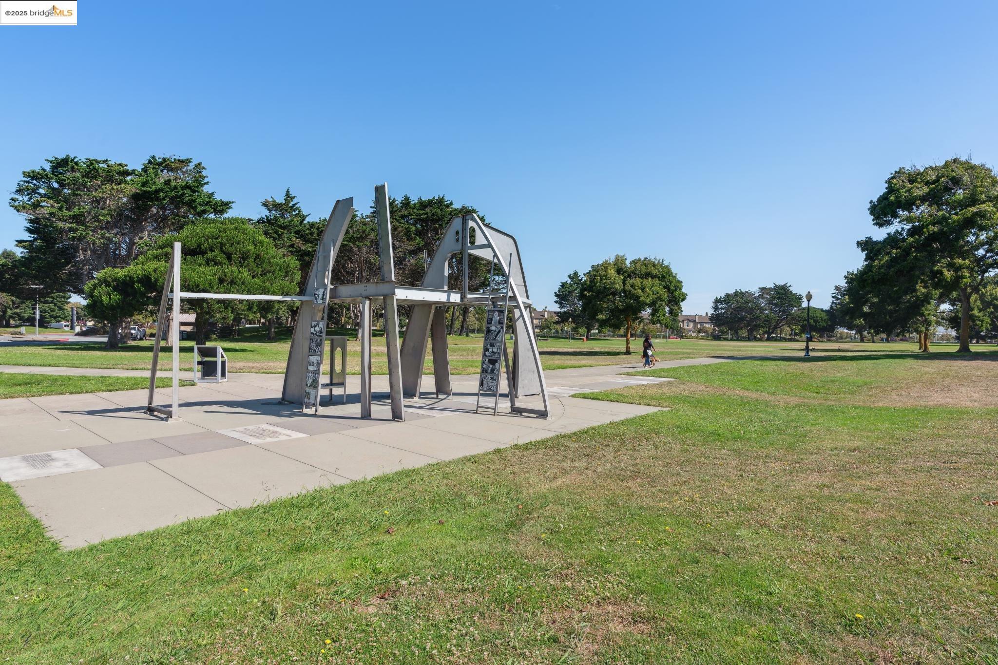 1207 Melville Sq # 417