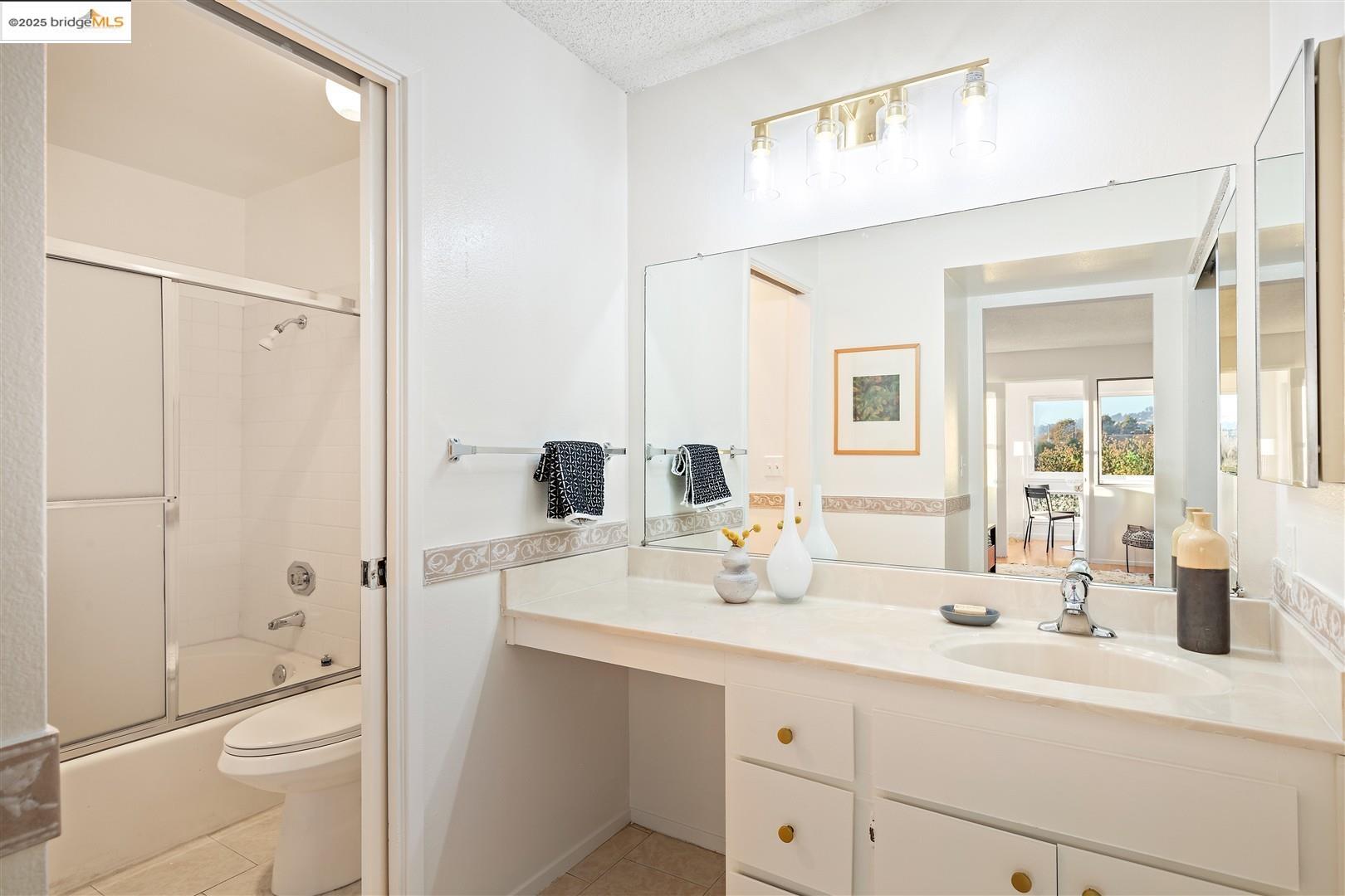 1000 Evergreen Terrace # 1205