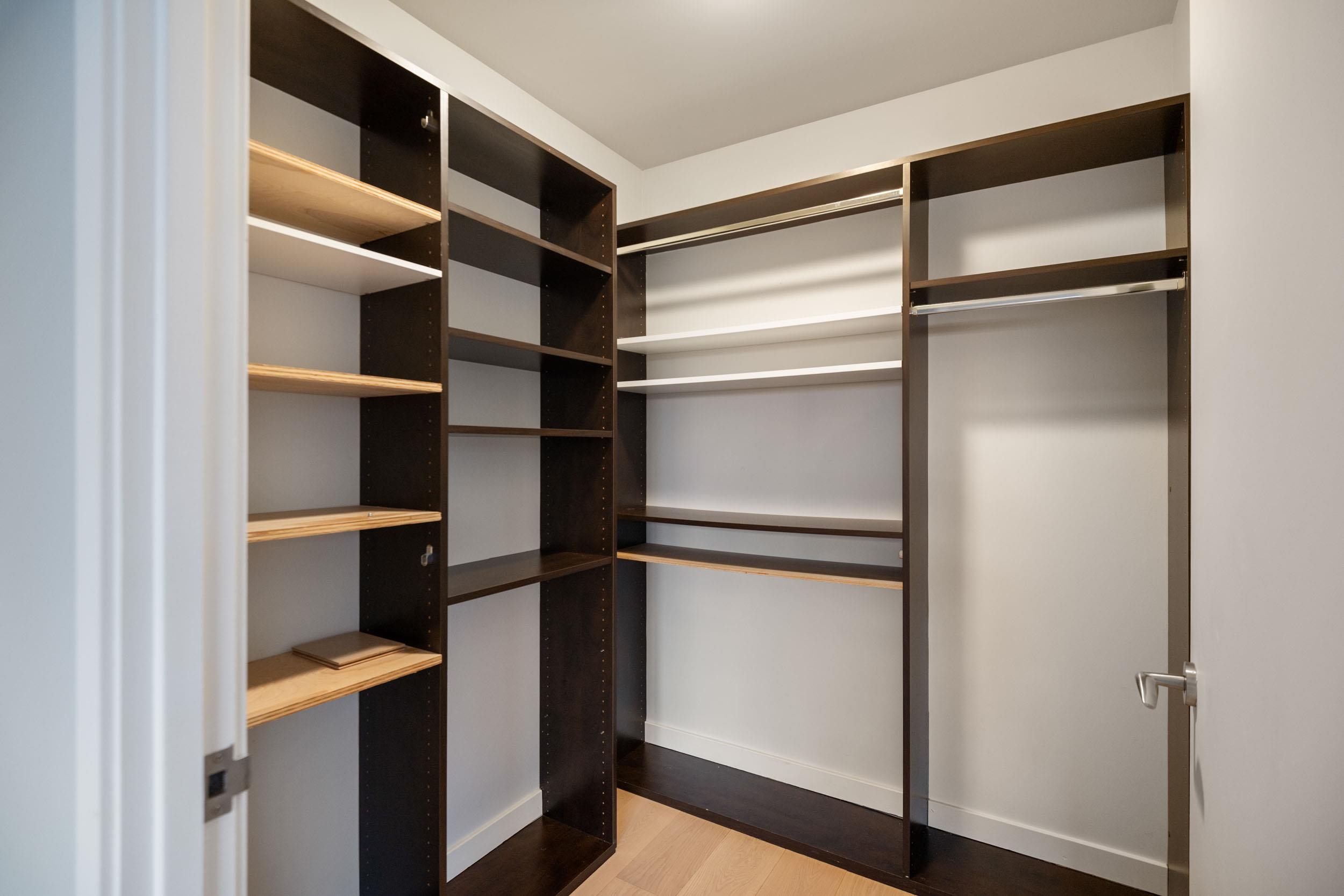 6465 San Pablo Ave # 206