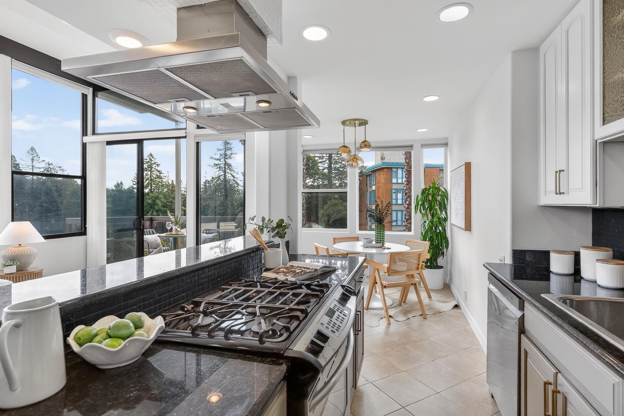 5400 Broadway Ter # 302