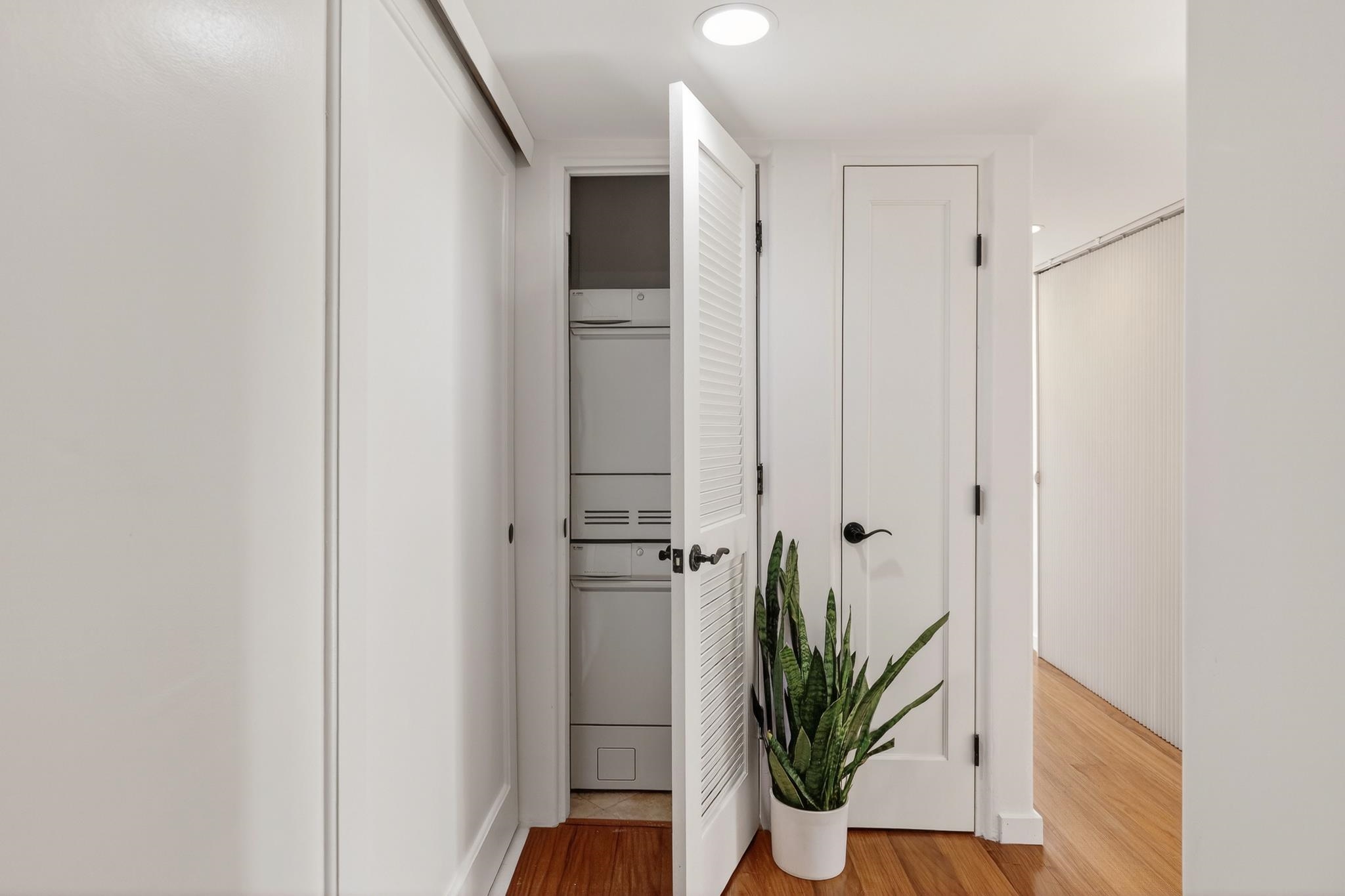 5400 Broadway Ter # 302