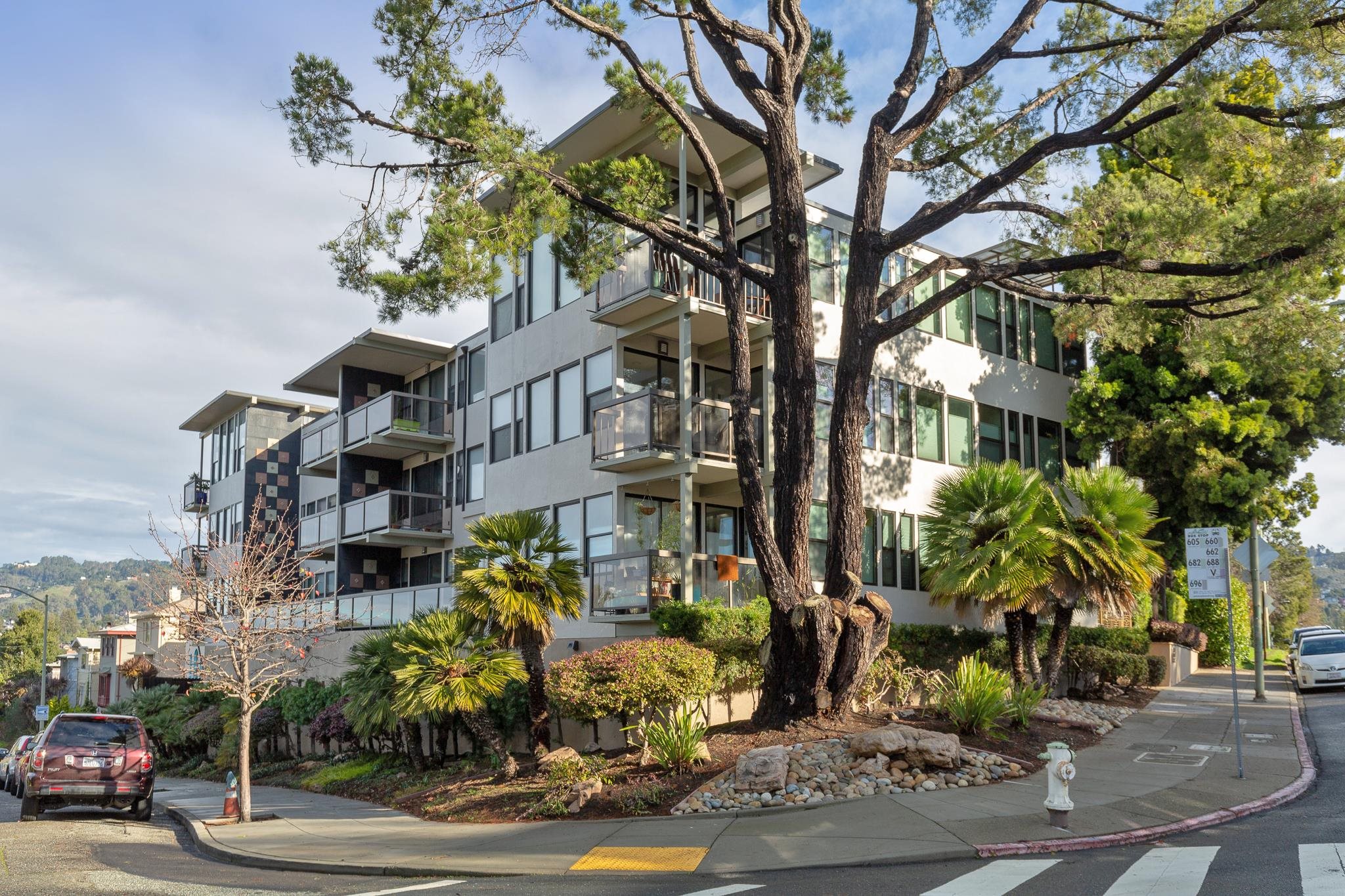 5400 Broadway Ter # 302