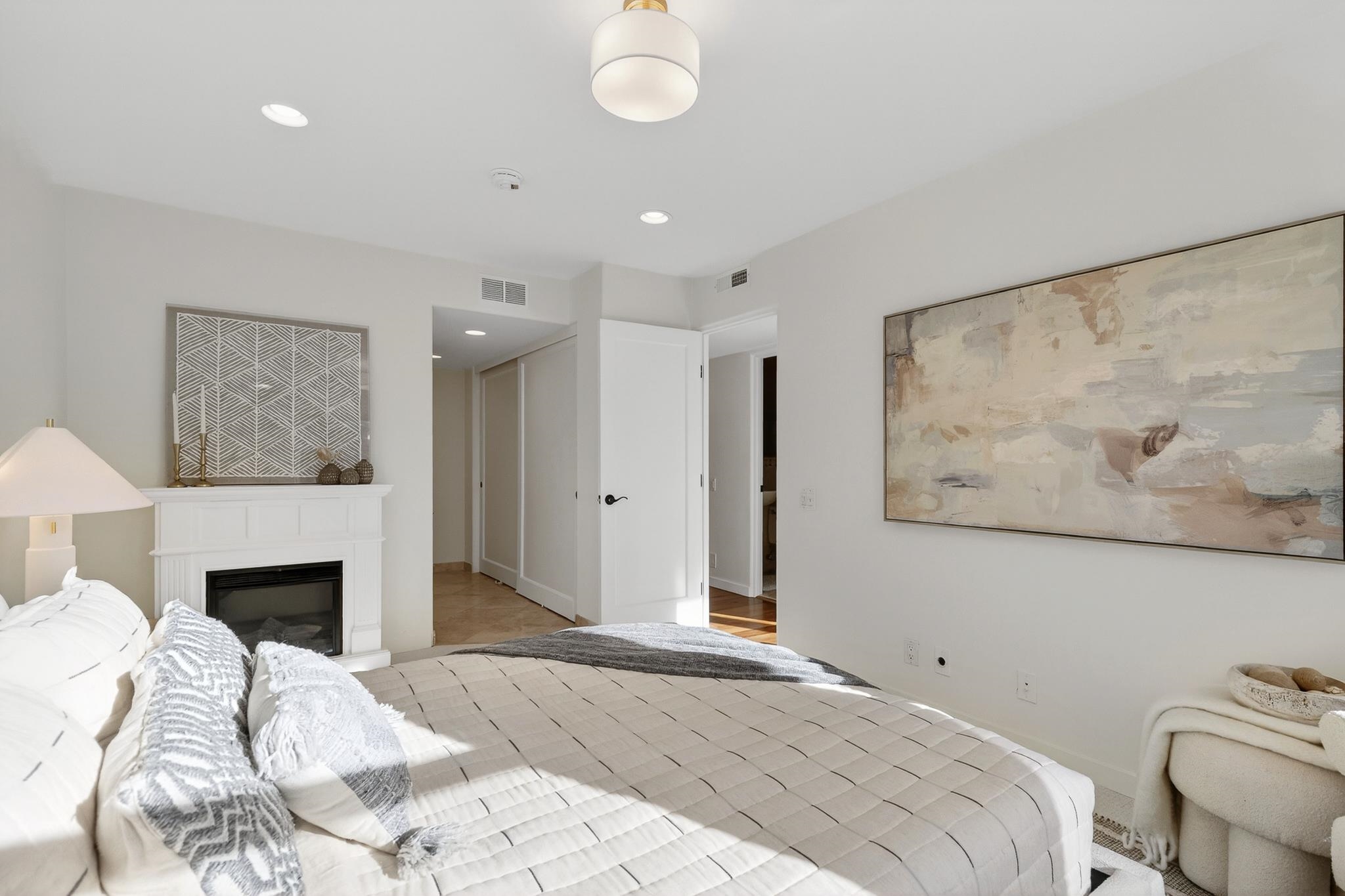 5400 Broadway Ter # 302