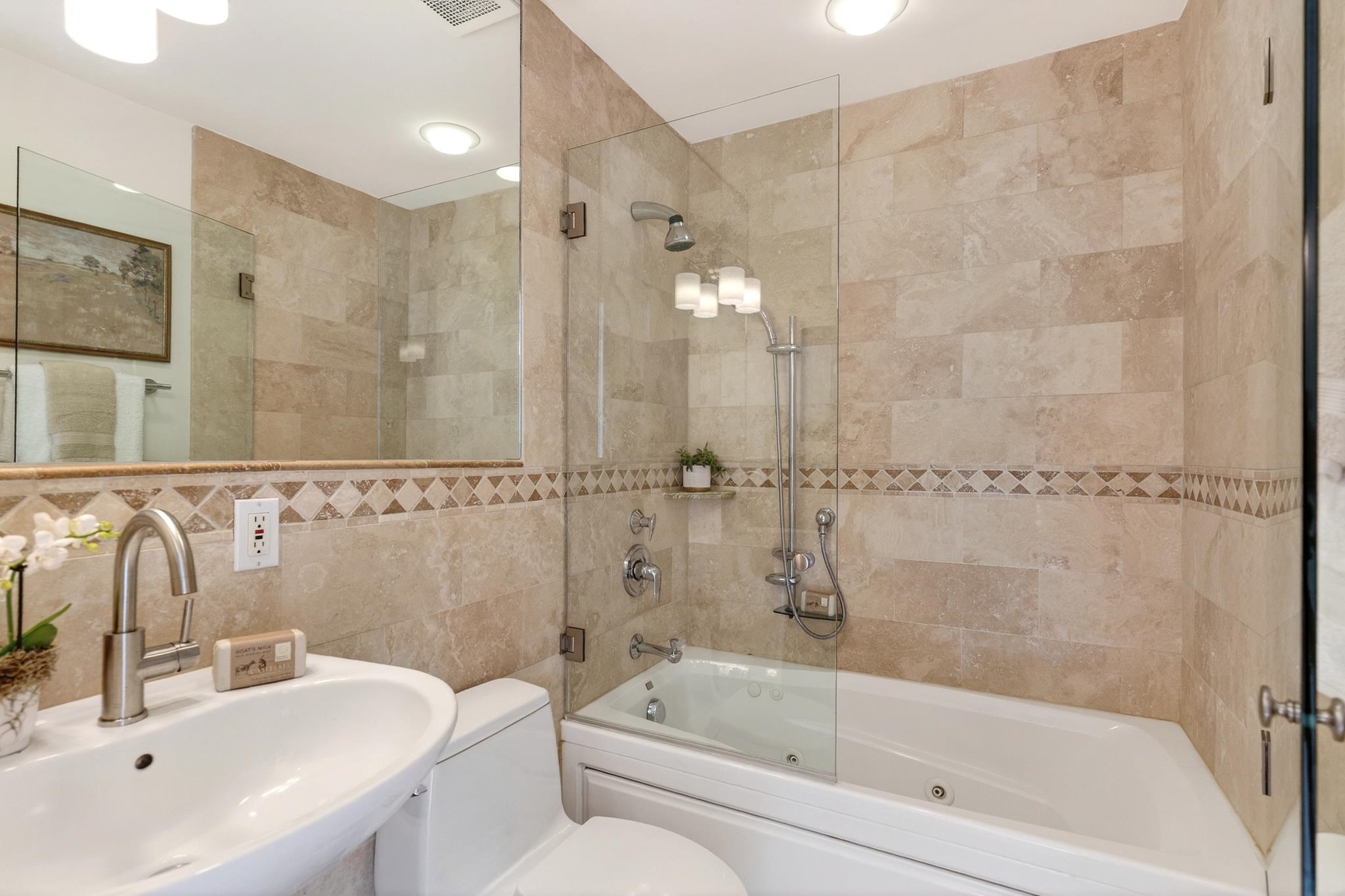 5400 Broadway Ter # 302