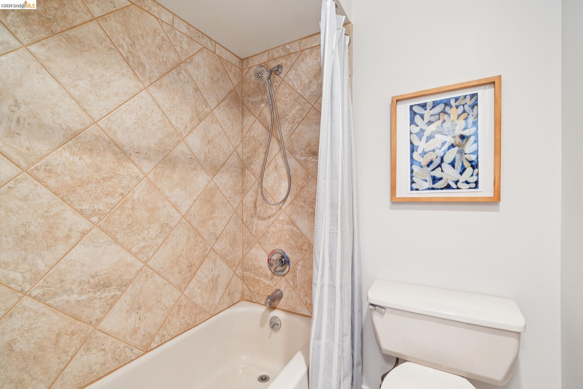 1205 Melville Square # 108