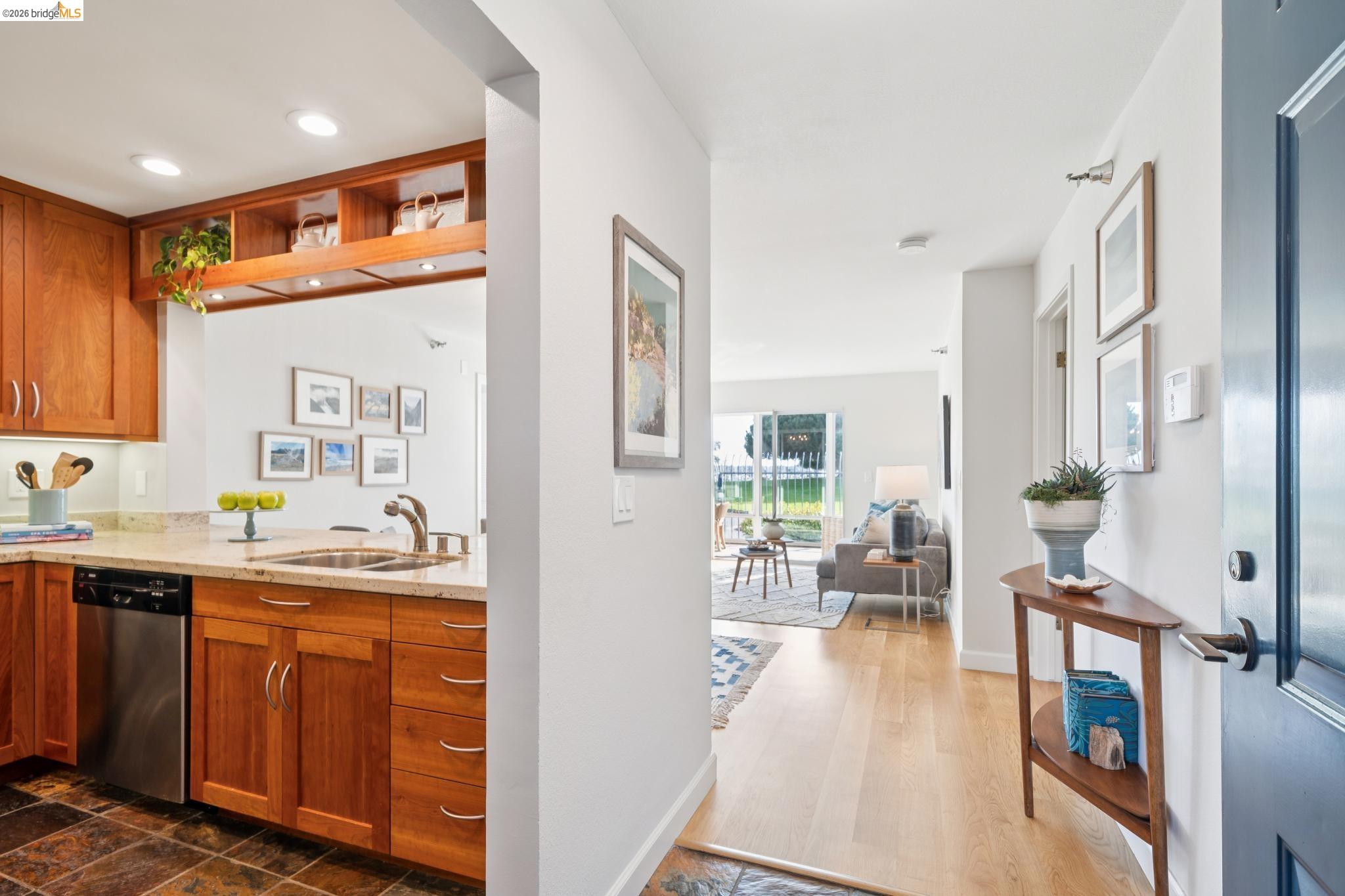 1205 Melville Square # 108