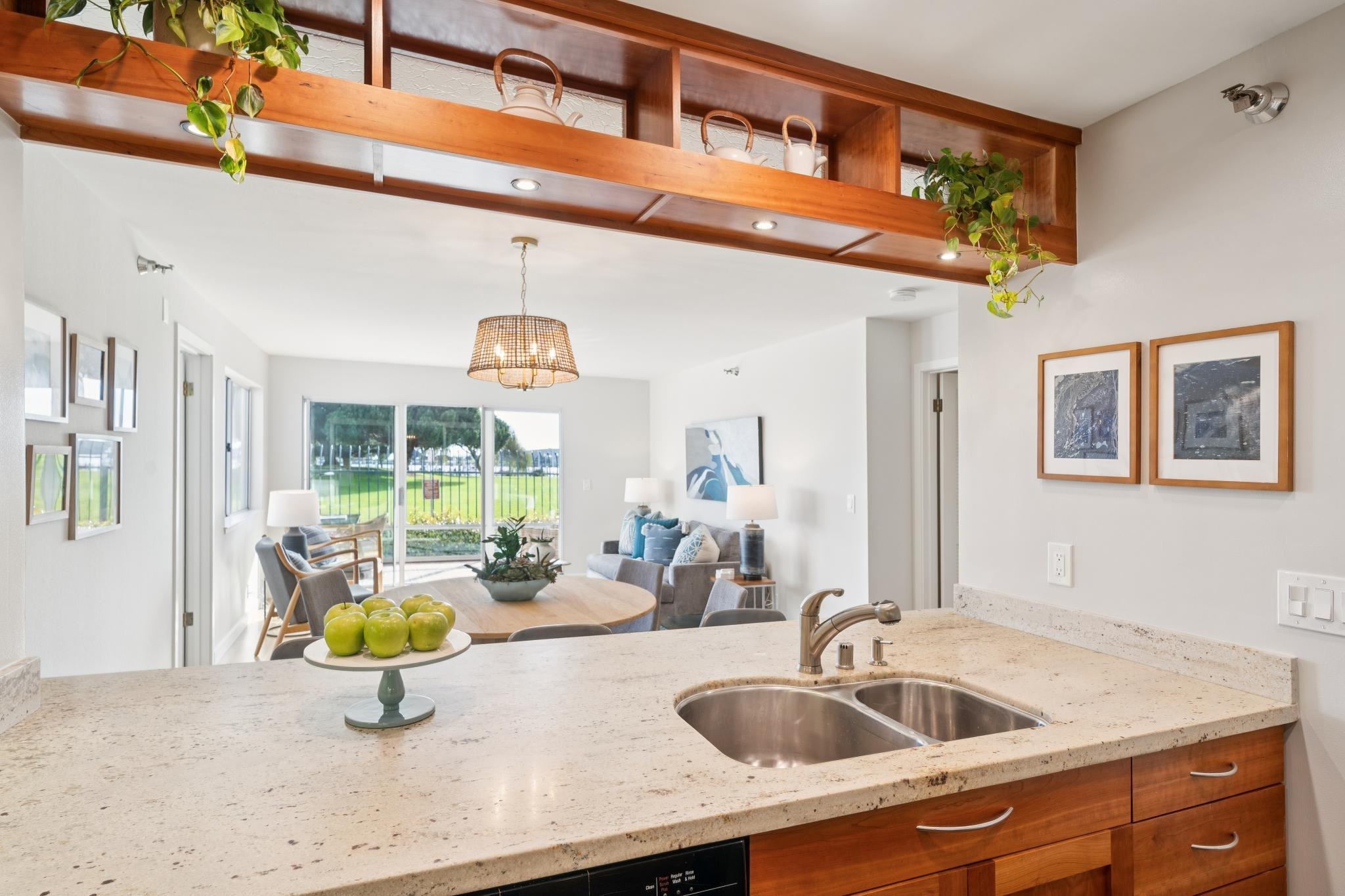 1205 Melville Square # 108