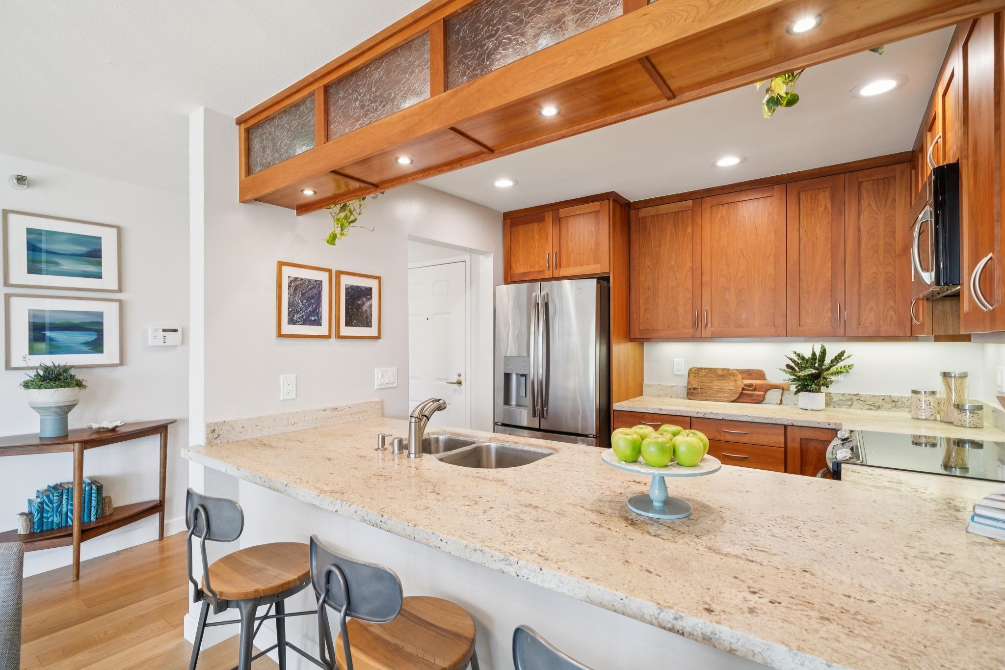 1205 Melville Square # 108