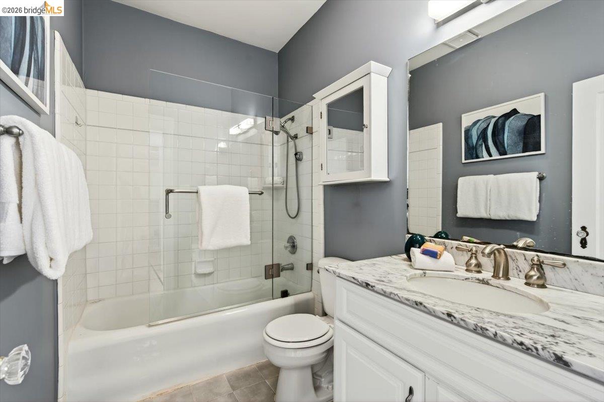 1730 Broderick St # 2