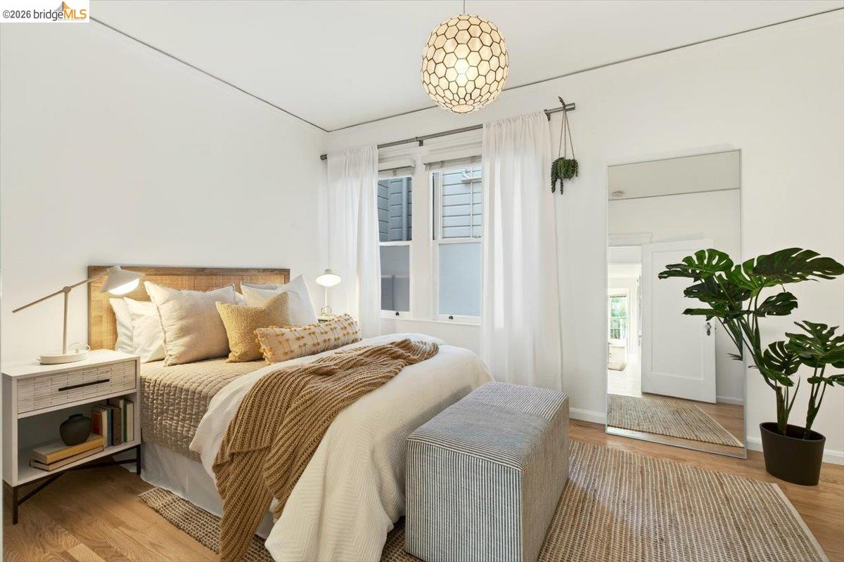 1730 Broderick St # 2