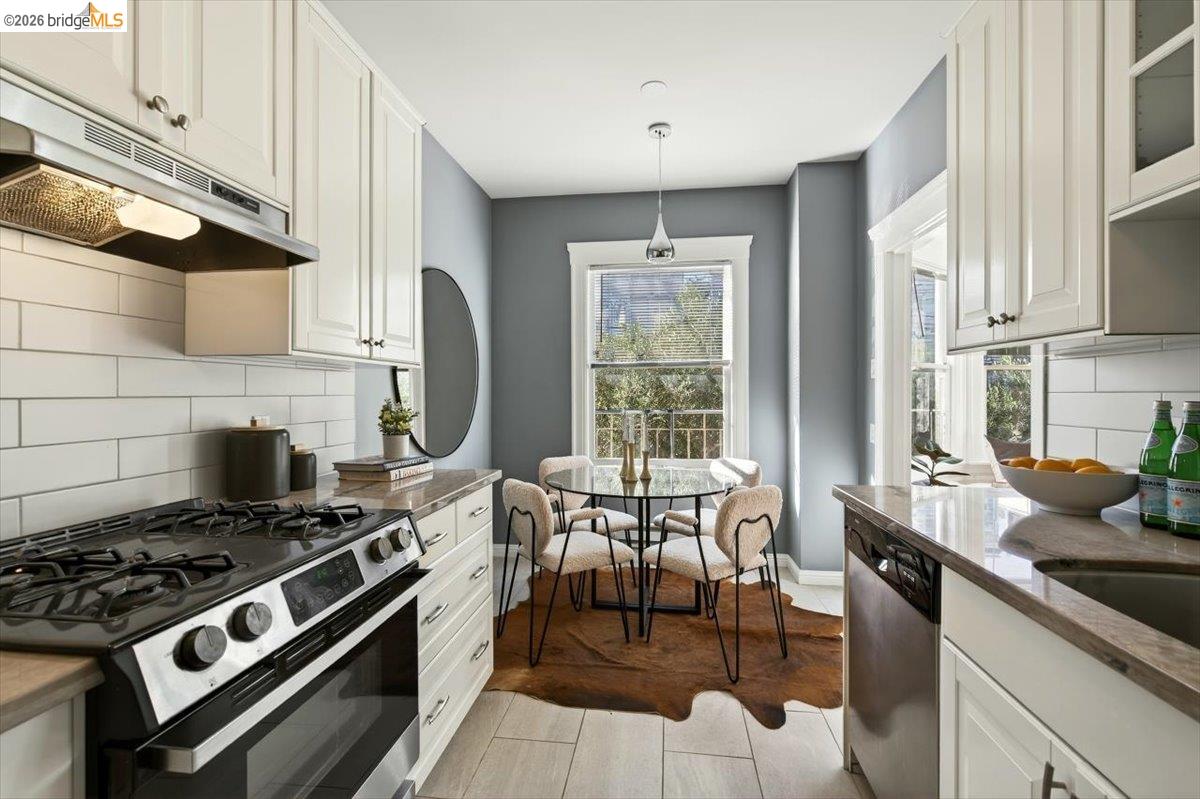 1730 Broderick St # 2