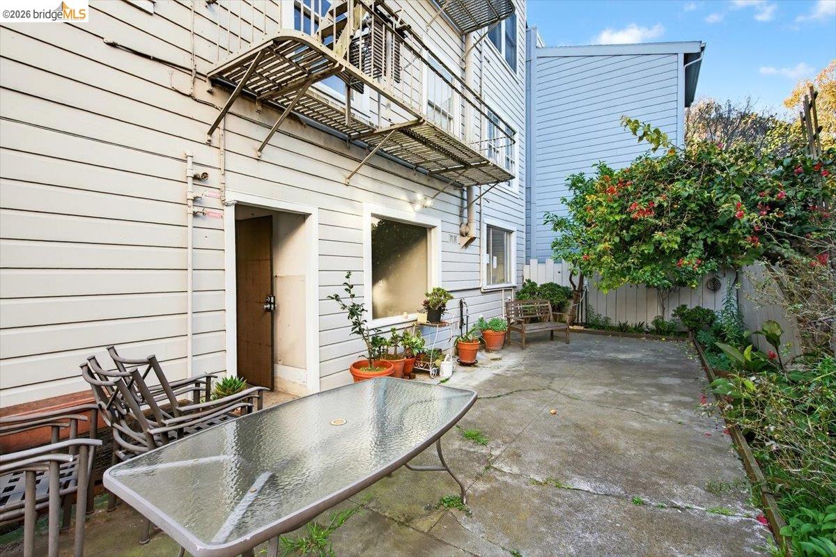 1730 Broderick St # 2