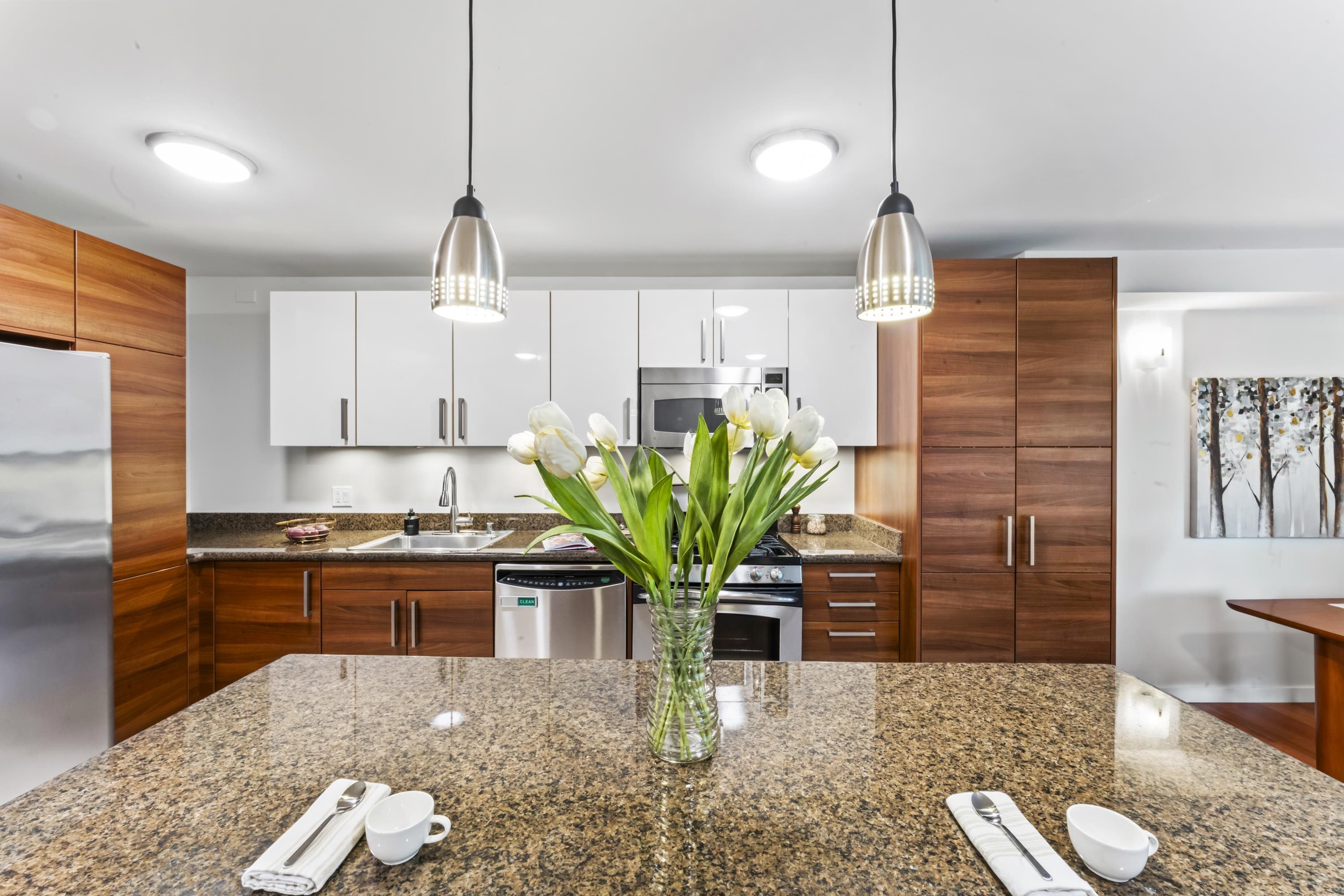 2130 Mountain Blvd # 101