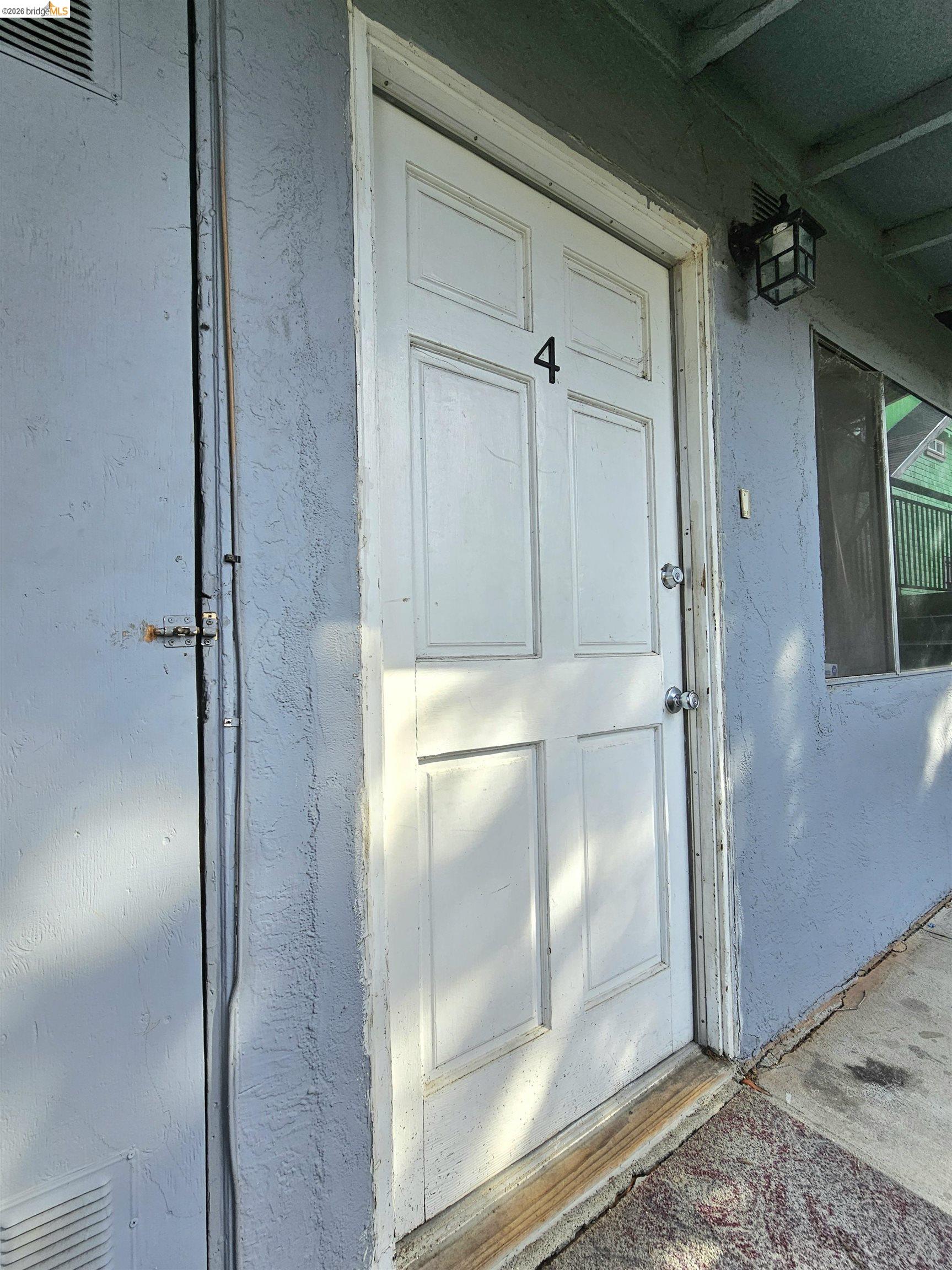 2443 Grande Vista Ave
