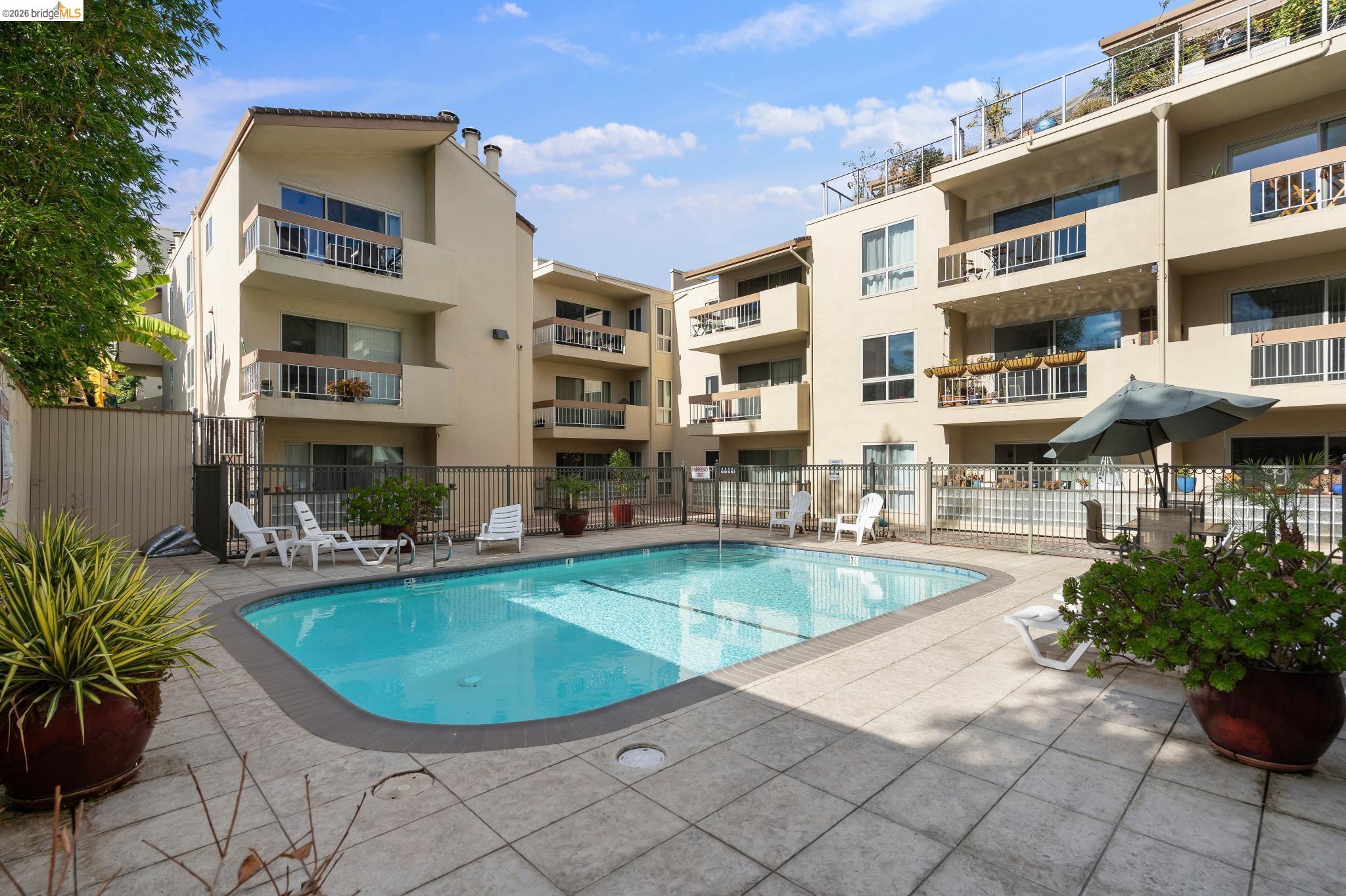 55 Fairmount Ave #215