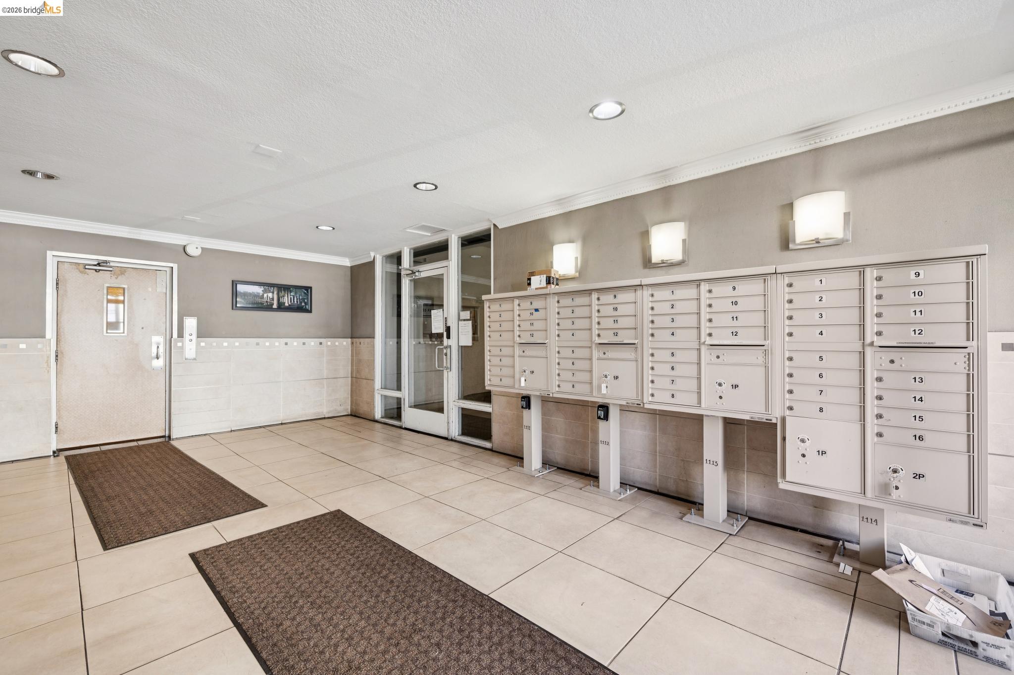 55 Fairmount Ave #215