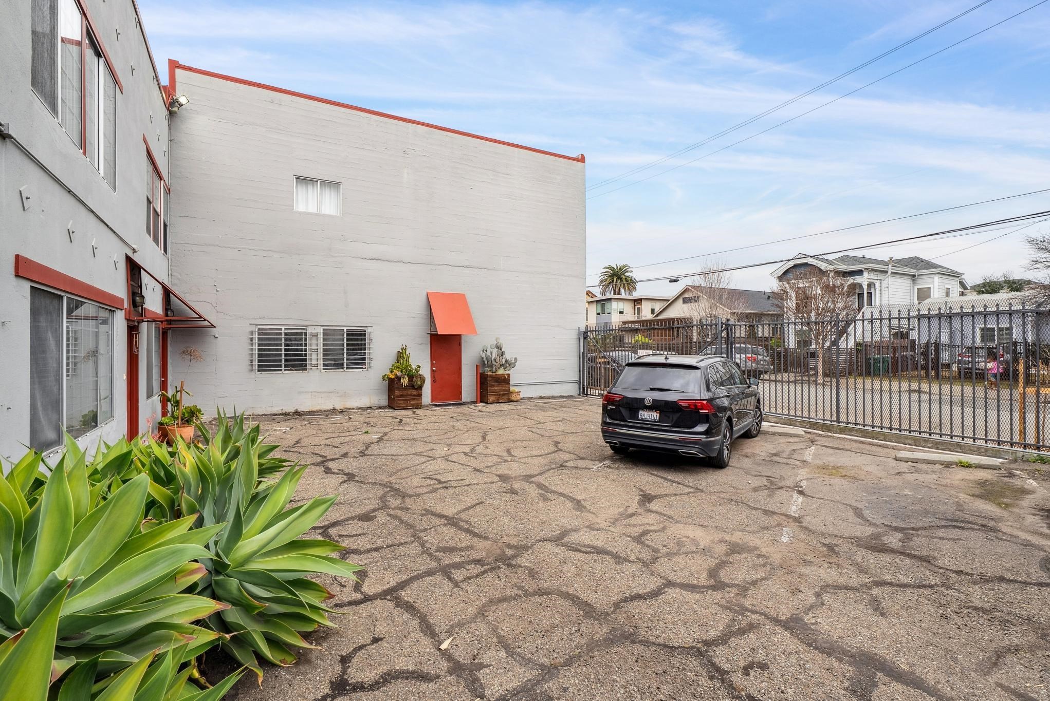 958 28th St. # 2825B