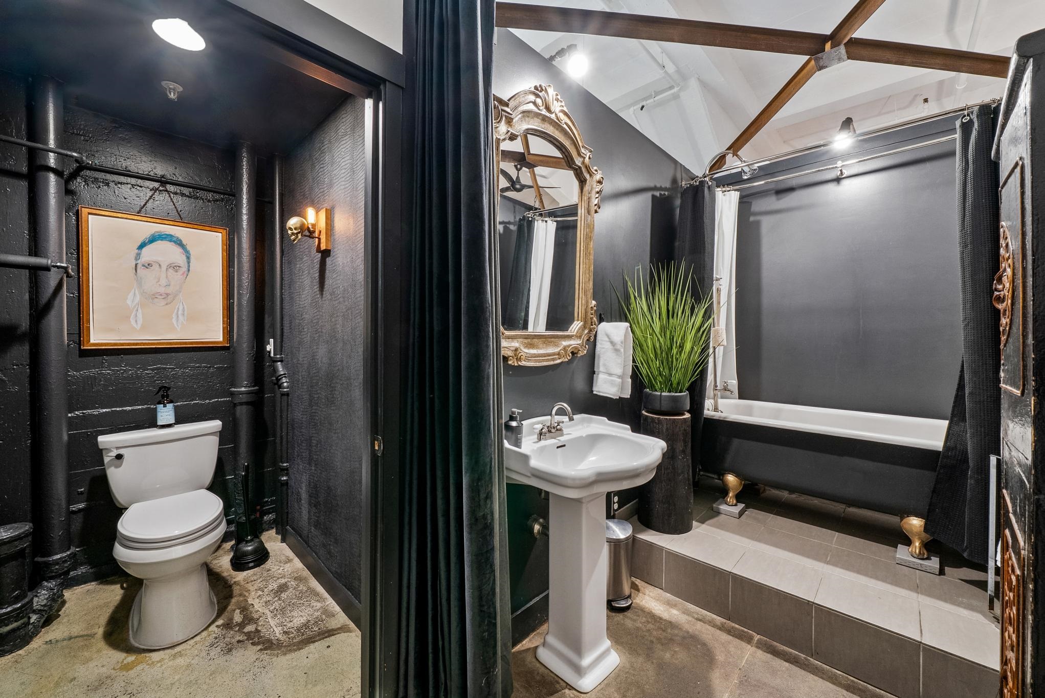 958 28th St. # 2825B