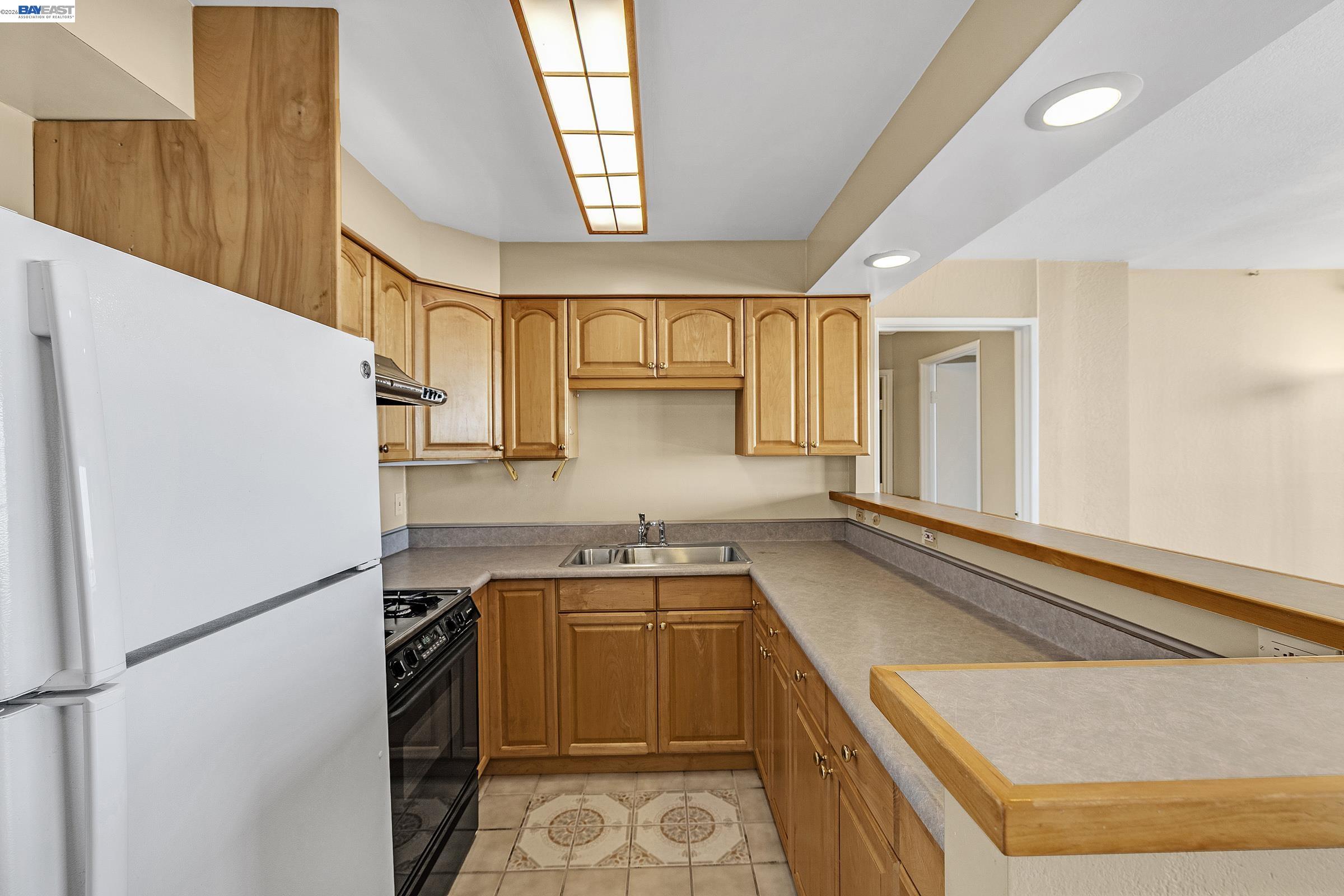 801 Franklin St # 1022