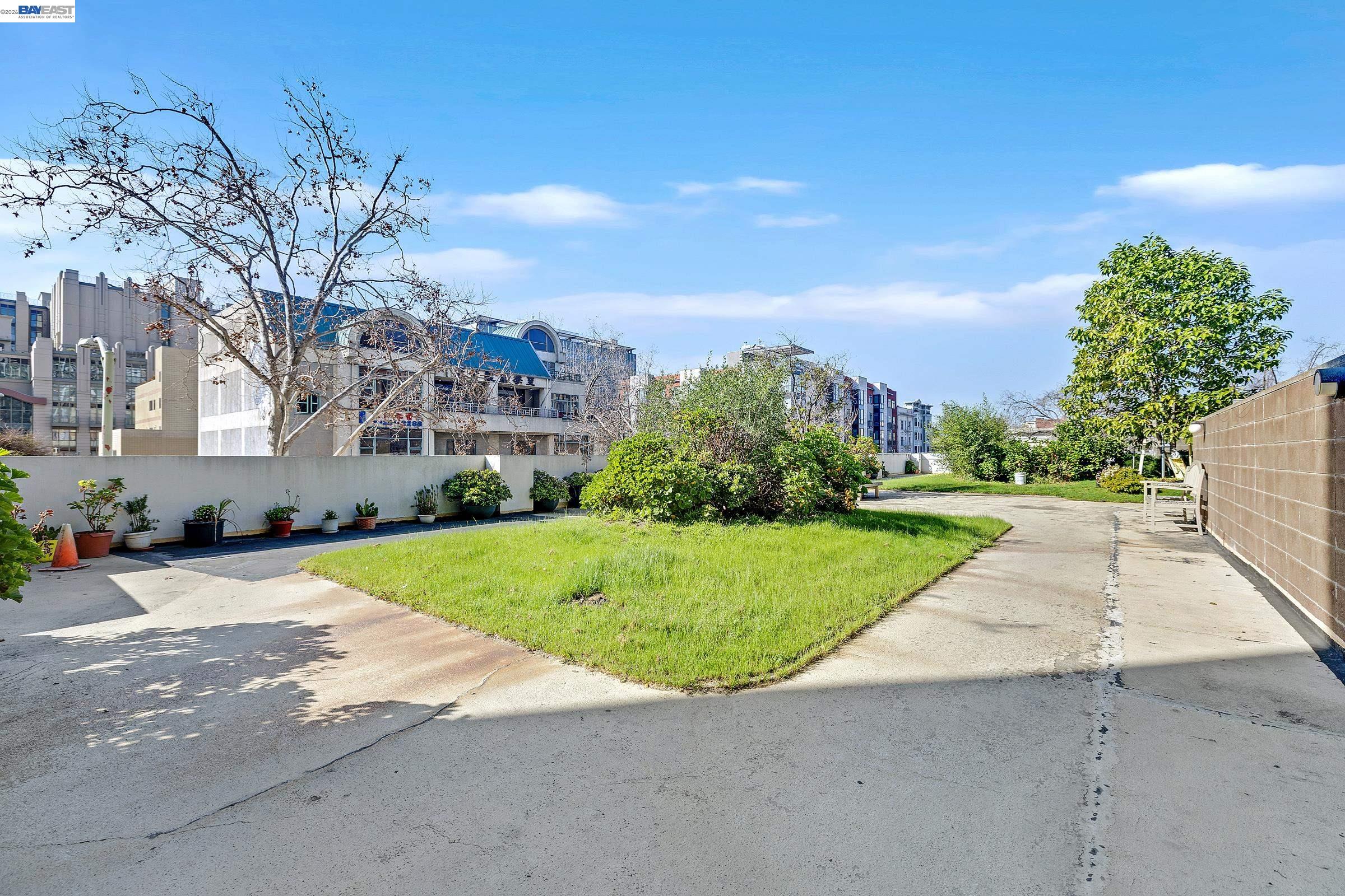 801 Franklin St # 1022