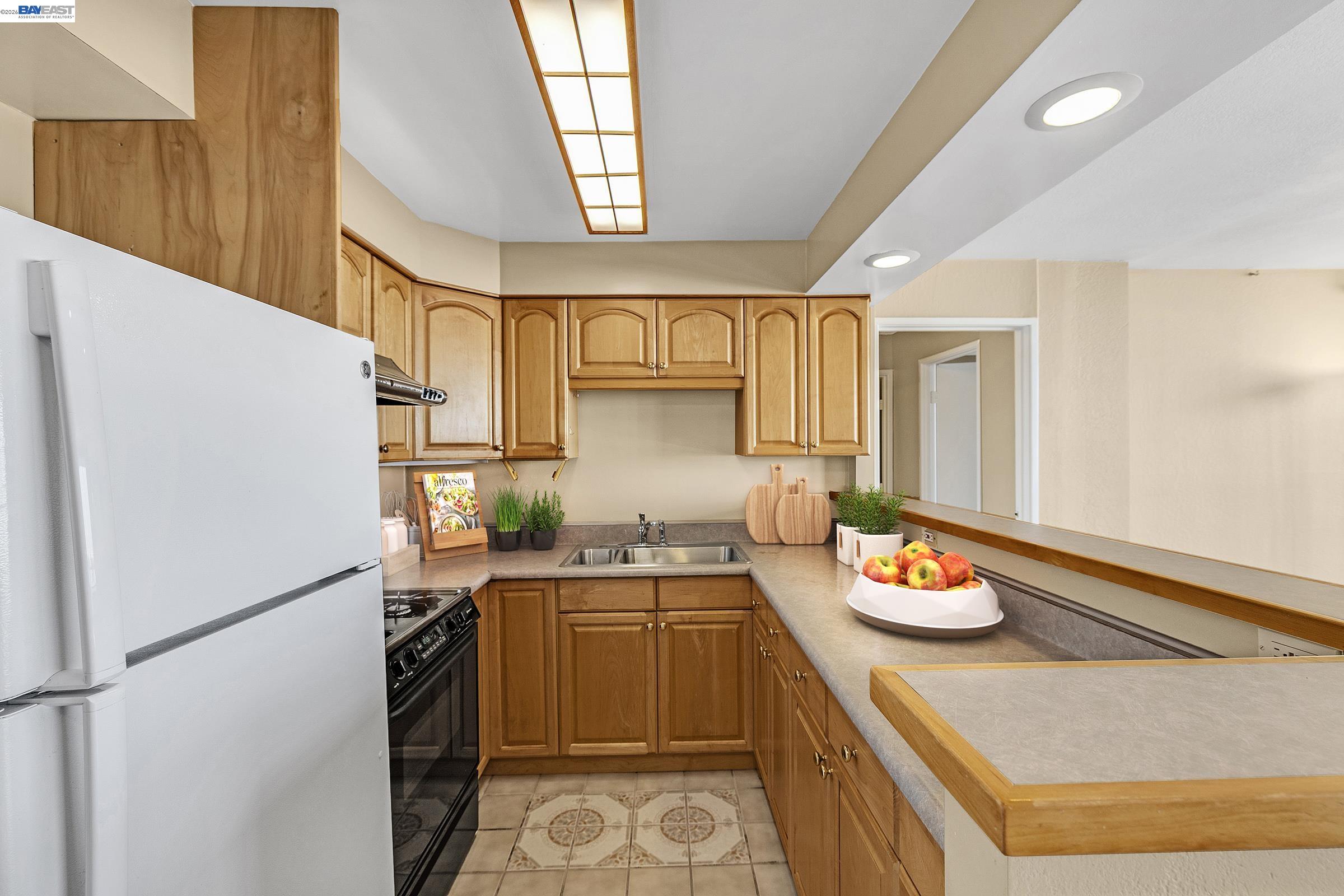 801 Franklin St # 1022