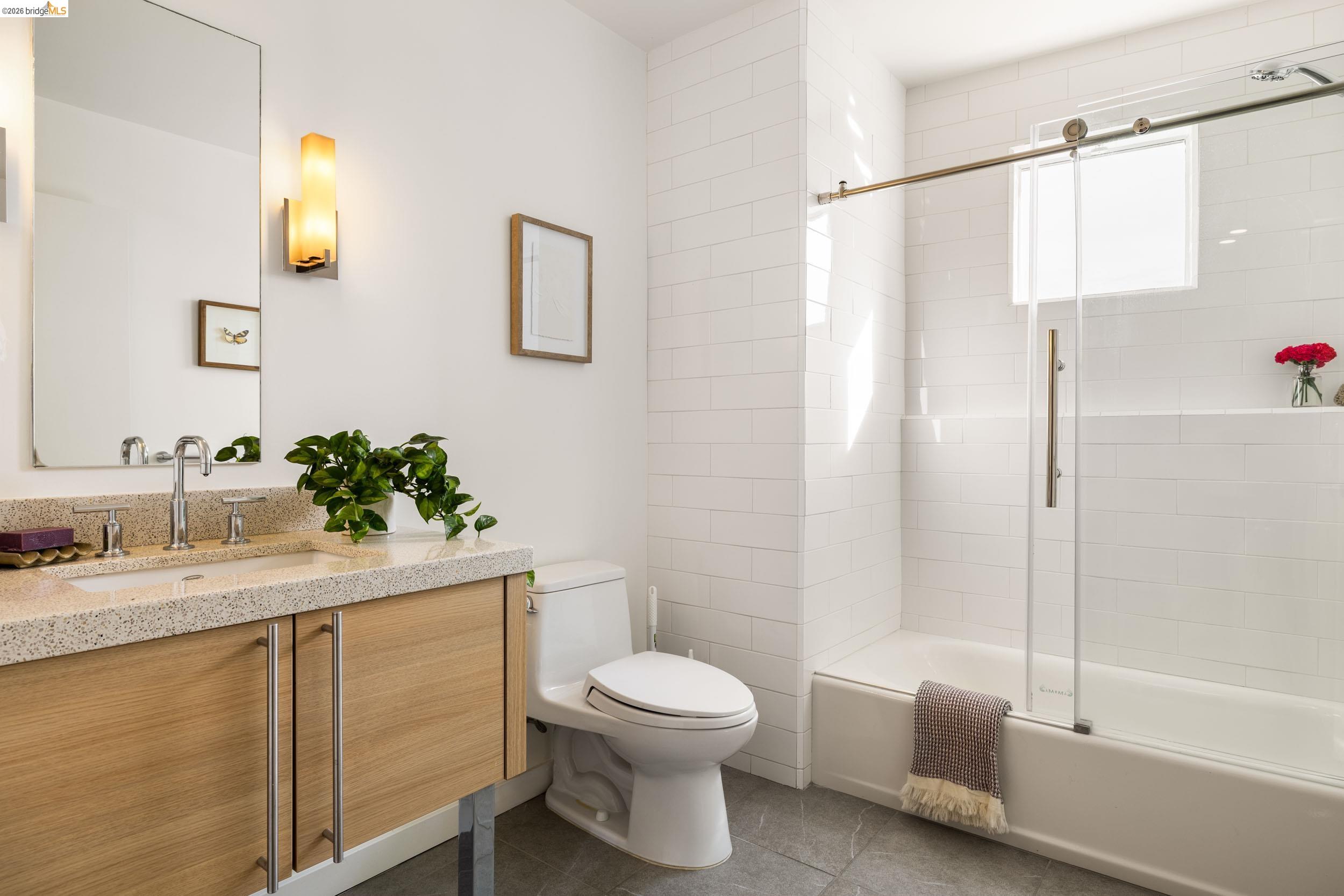 6465 San Pablo Ave # 306