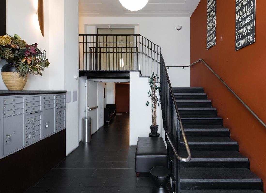 3801 San Pablo Ave # 207