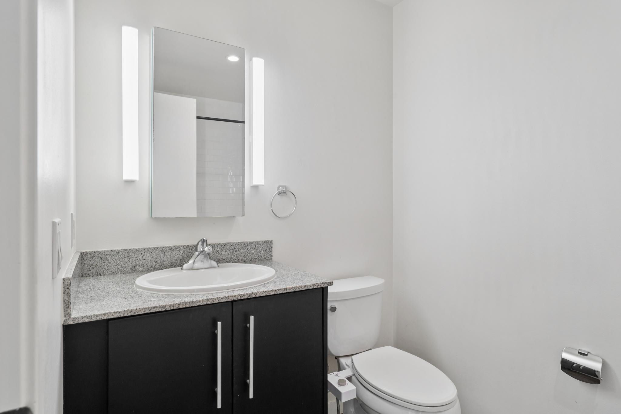 3801 San Pablo Ave # 207